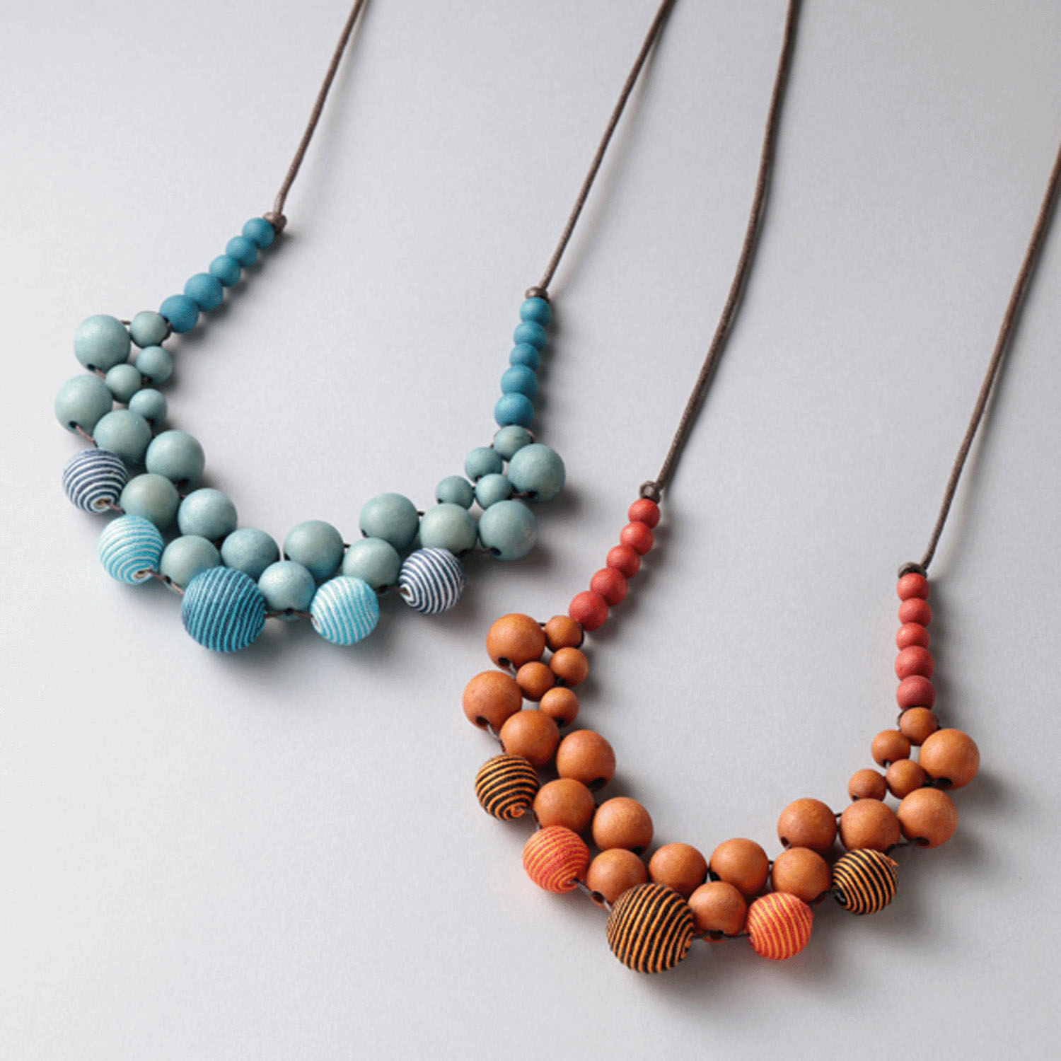 ウッドつぶボールネックレス