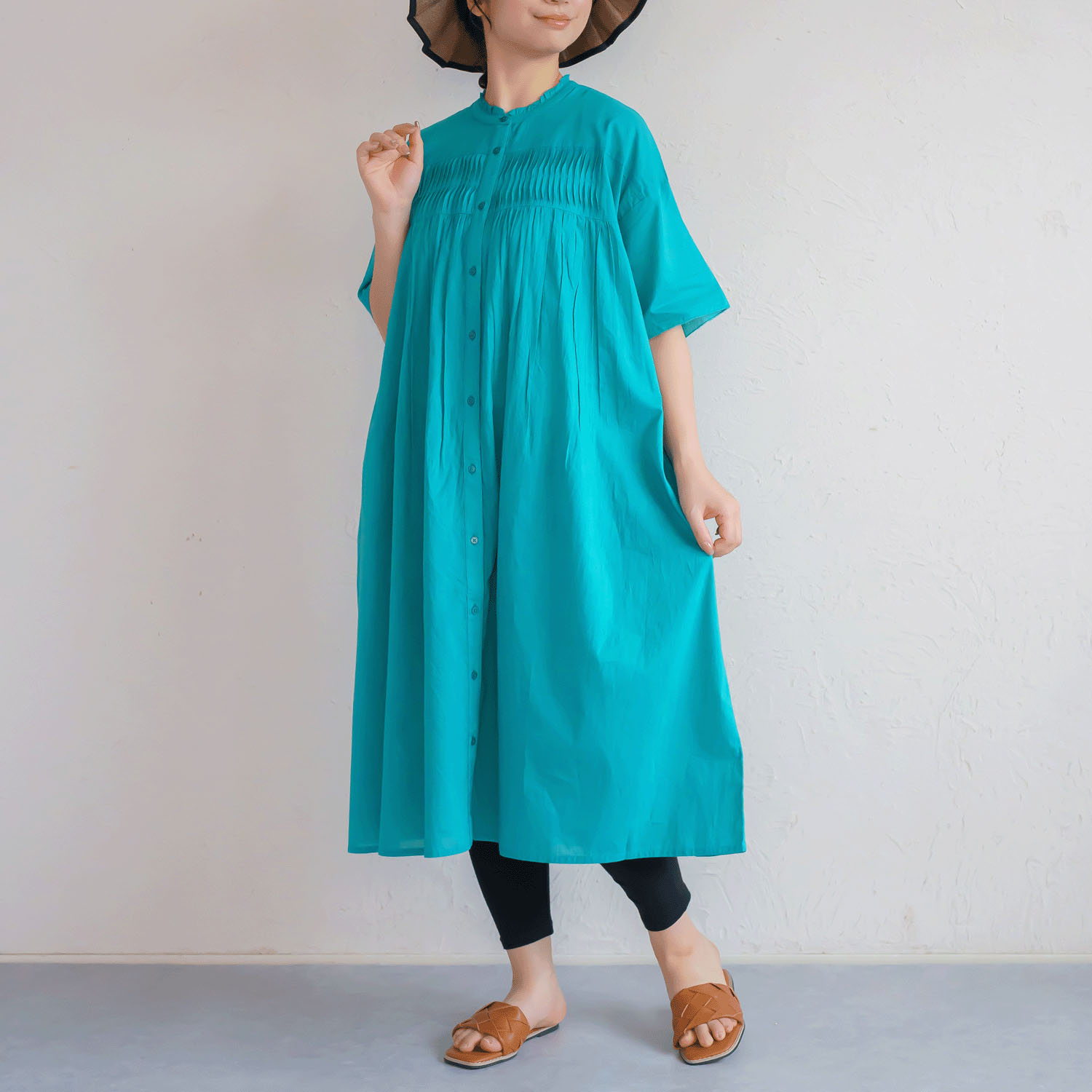 胸元ウェーブピンタック前開きワンピース