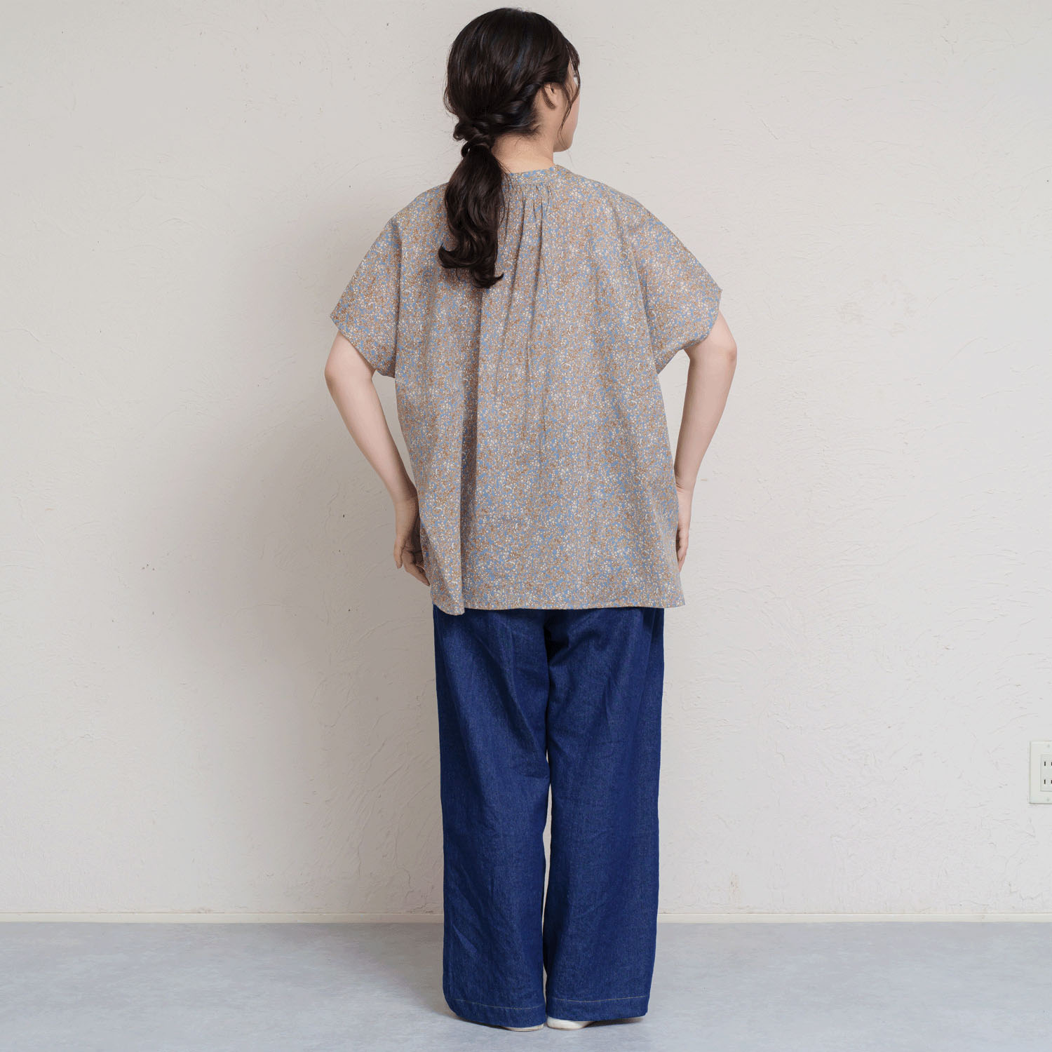 コットンボイル前開きプリントブラウス - 画像18