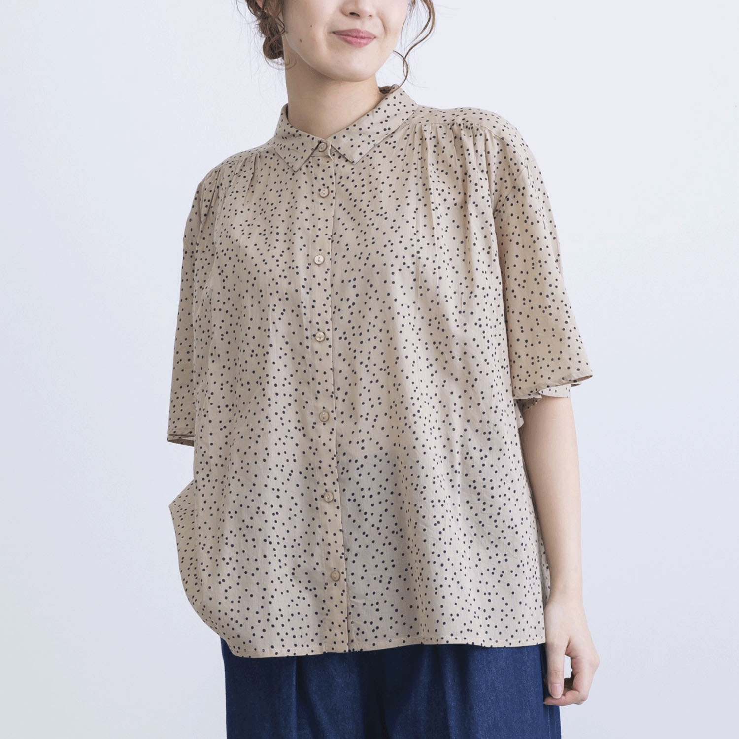 ドットプリントフレアースリーブ5分袖ブラウス