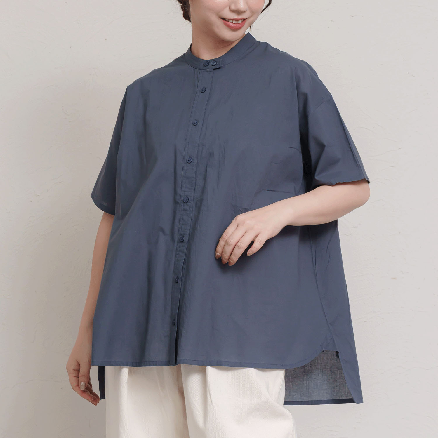 無地チュニック丈前開き5分袖ブラウス