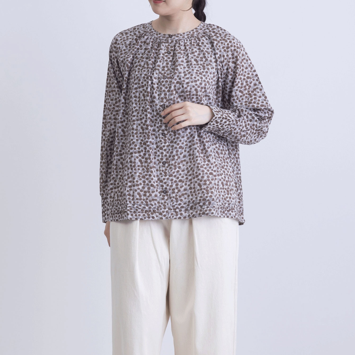 ランダムドットプリント前開きブラウス - 画像7