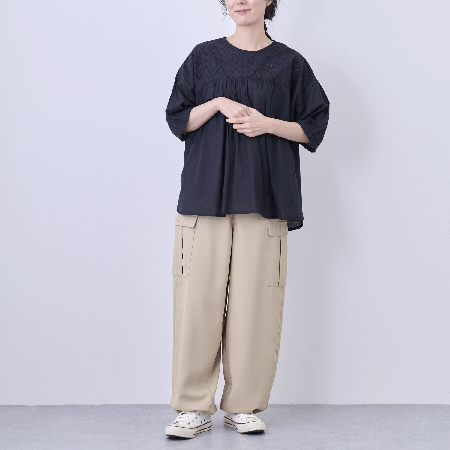 前ヨークシフリーギャザーブラウス - 画像2