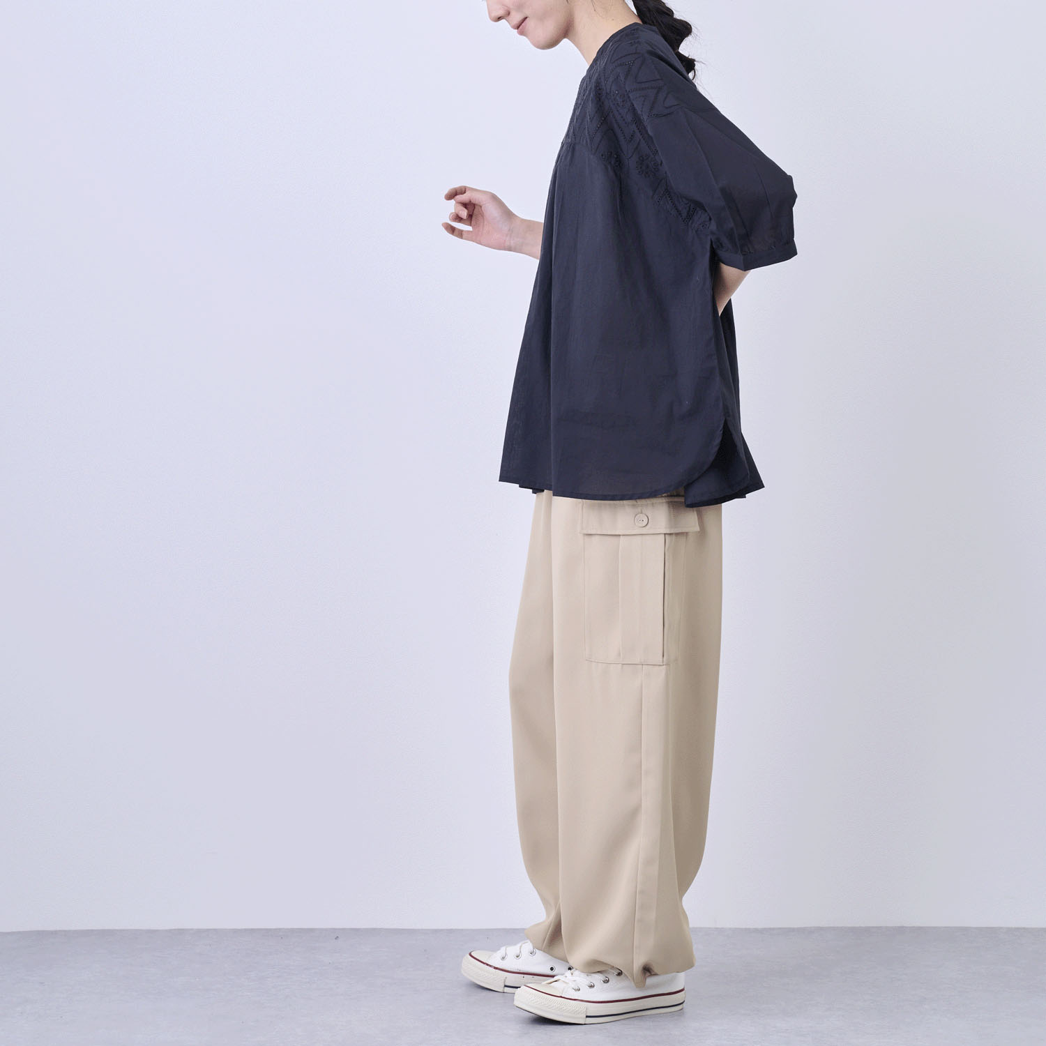 前ヨークシフリーギャザーブラウス - 画像3