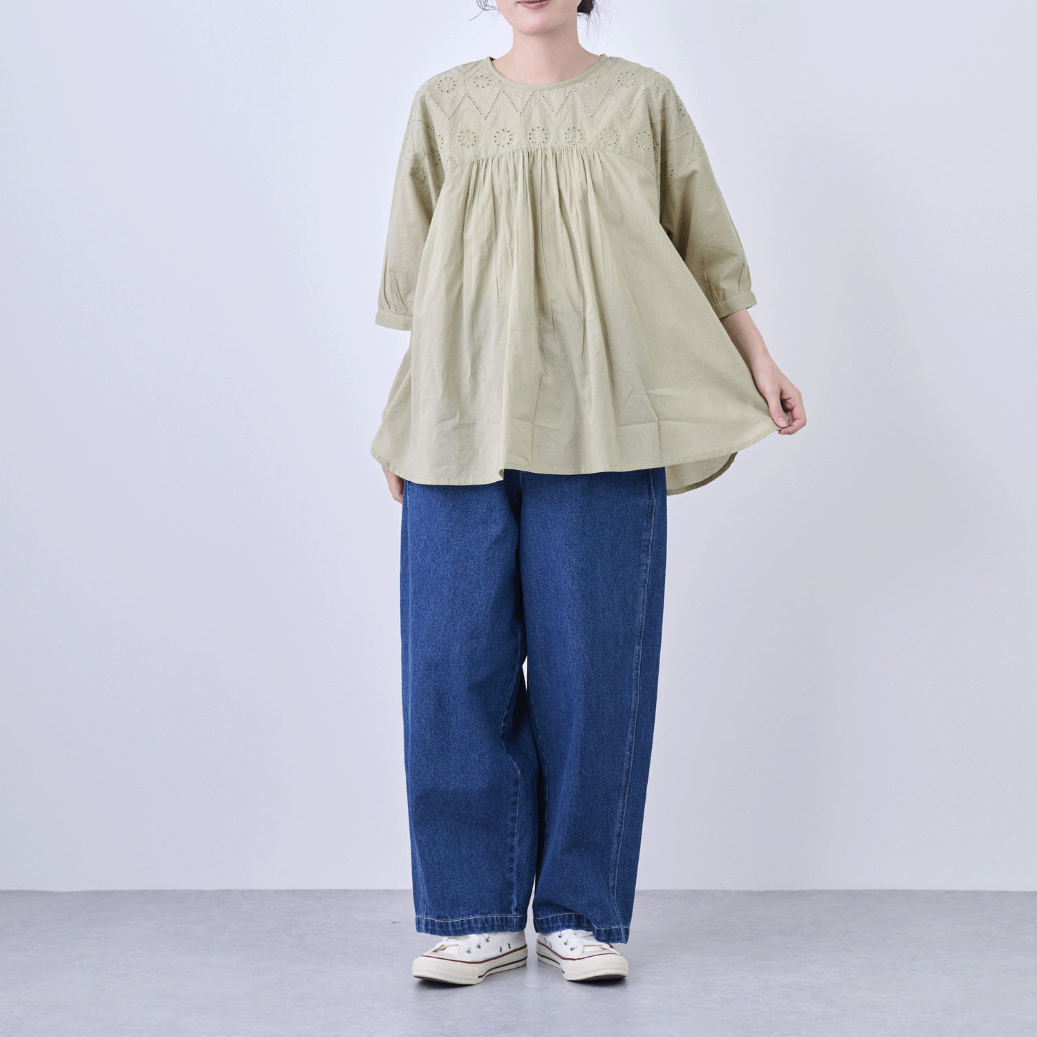 前ヨークシフリーギャザーブラウス - 画像1