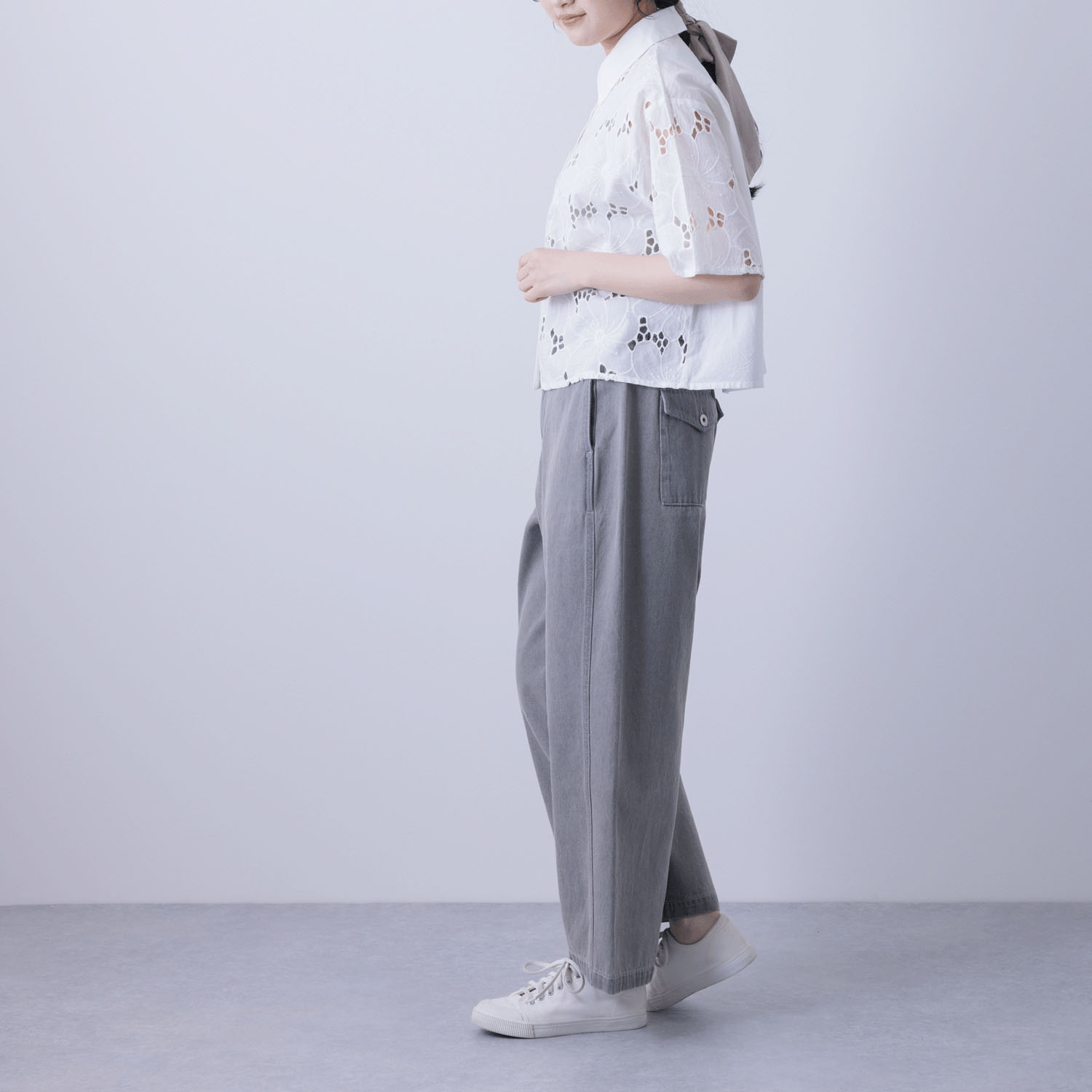 シフリー刺繍×無地シャツブラウス - 画像5