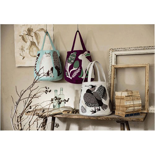 moritaMiW トートバッグ 公園の大きな樹のネコたち