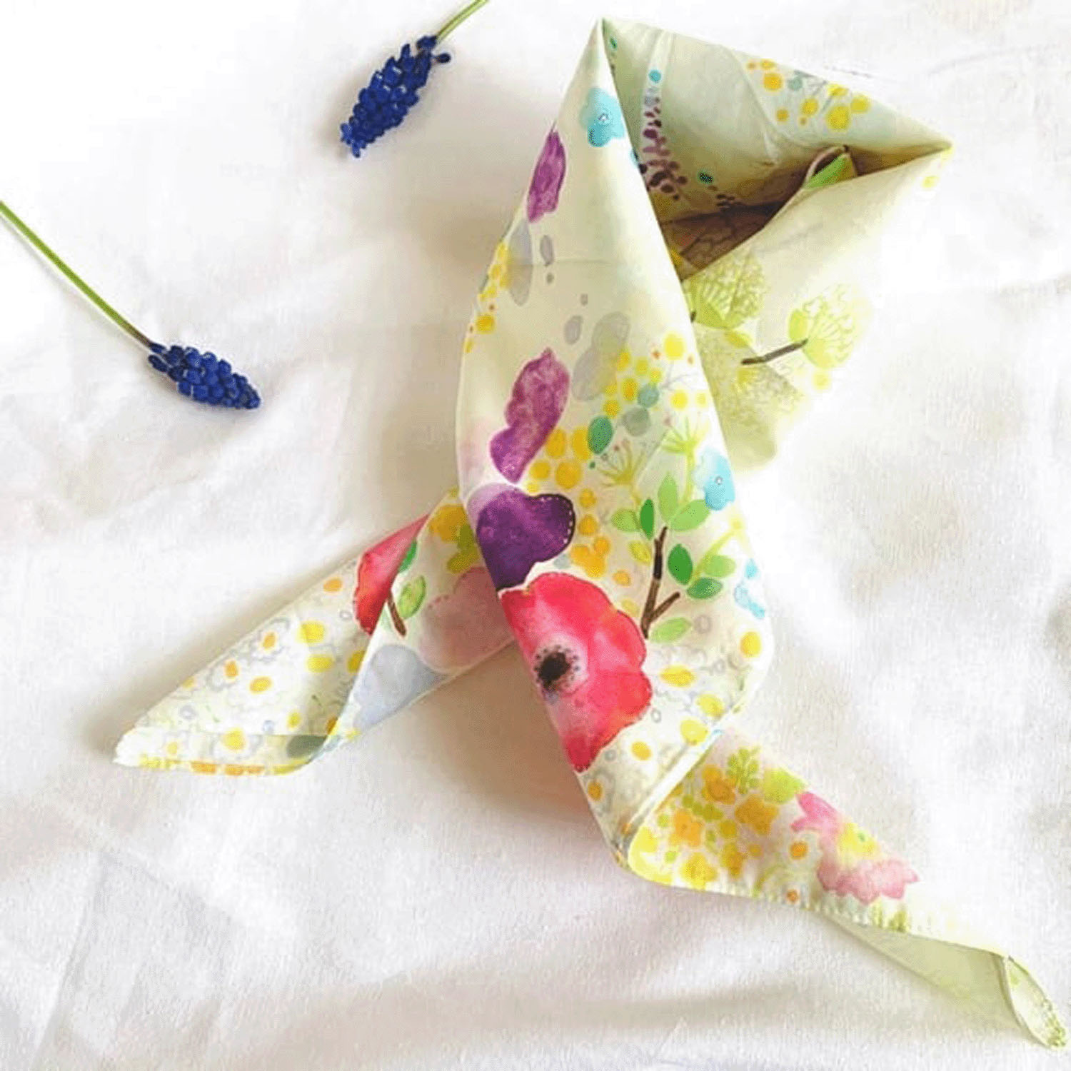 miyaco スカーフにもなる水彩画 ハンカチ  春を待ってる - 画像5