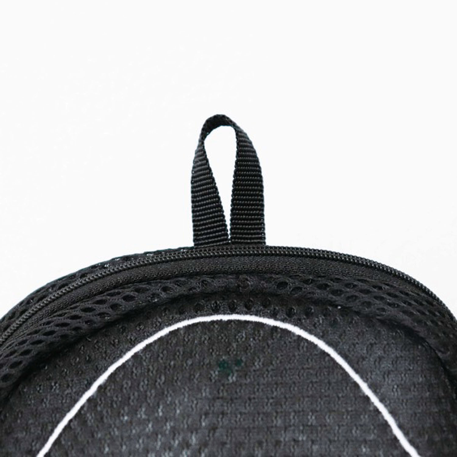 ごリラックスまもるさんの洗えるポーチ ブラック - 画像5