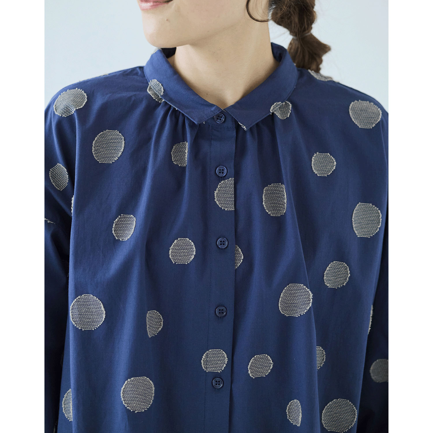 ノンノ ジャガードランダムドット柄シャツチュニック - 画像5