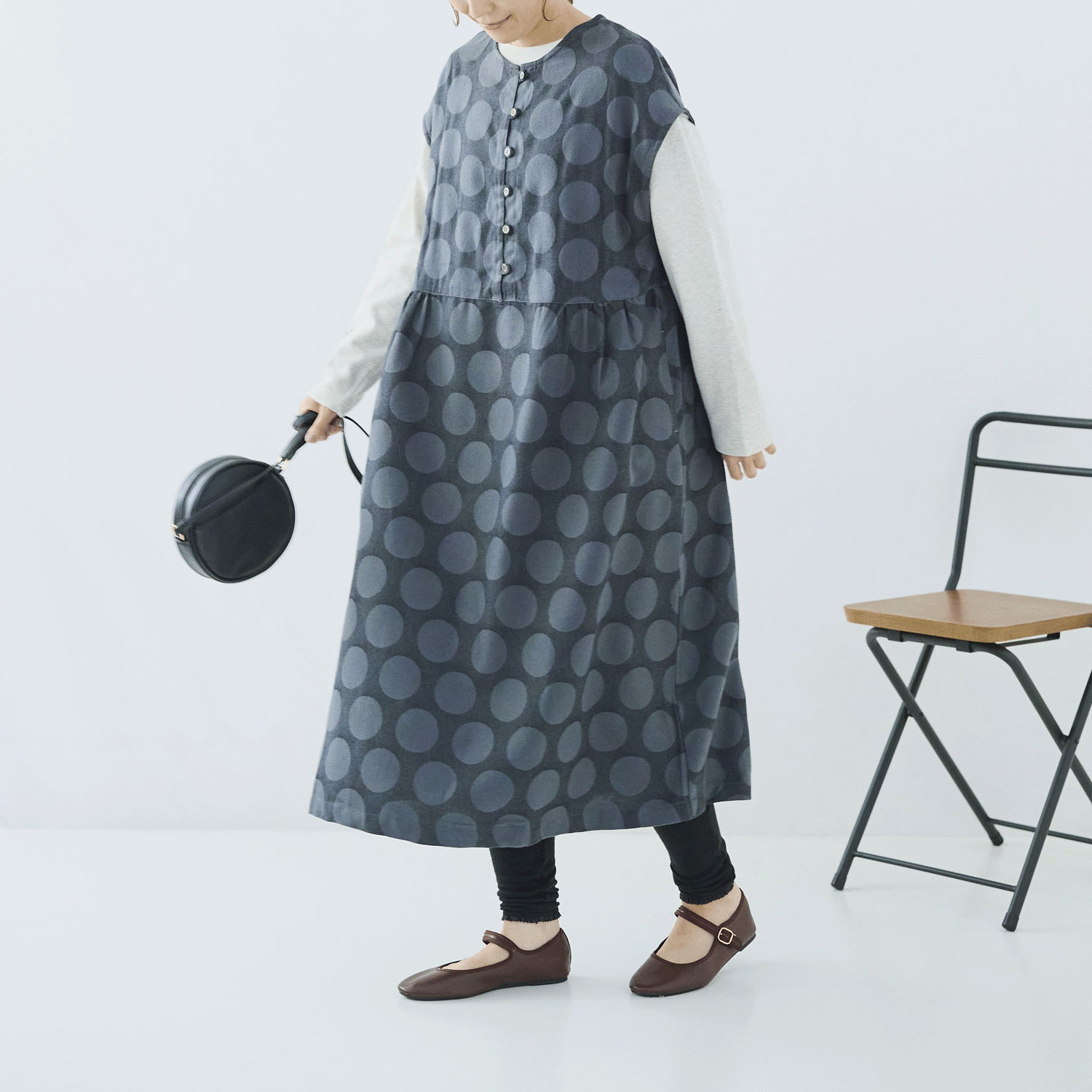 cloudnine ノンノ  表起毛T／Cツイルジャガードドット フレンチスリーブワンピース - 画像2