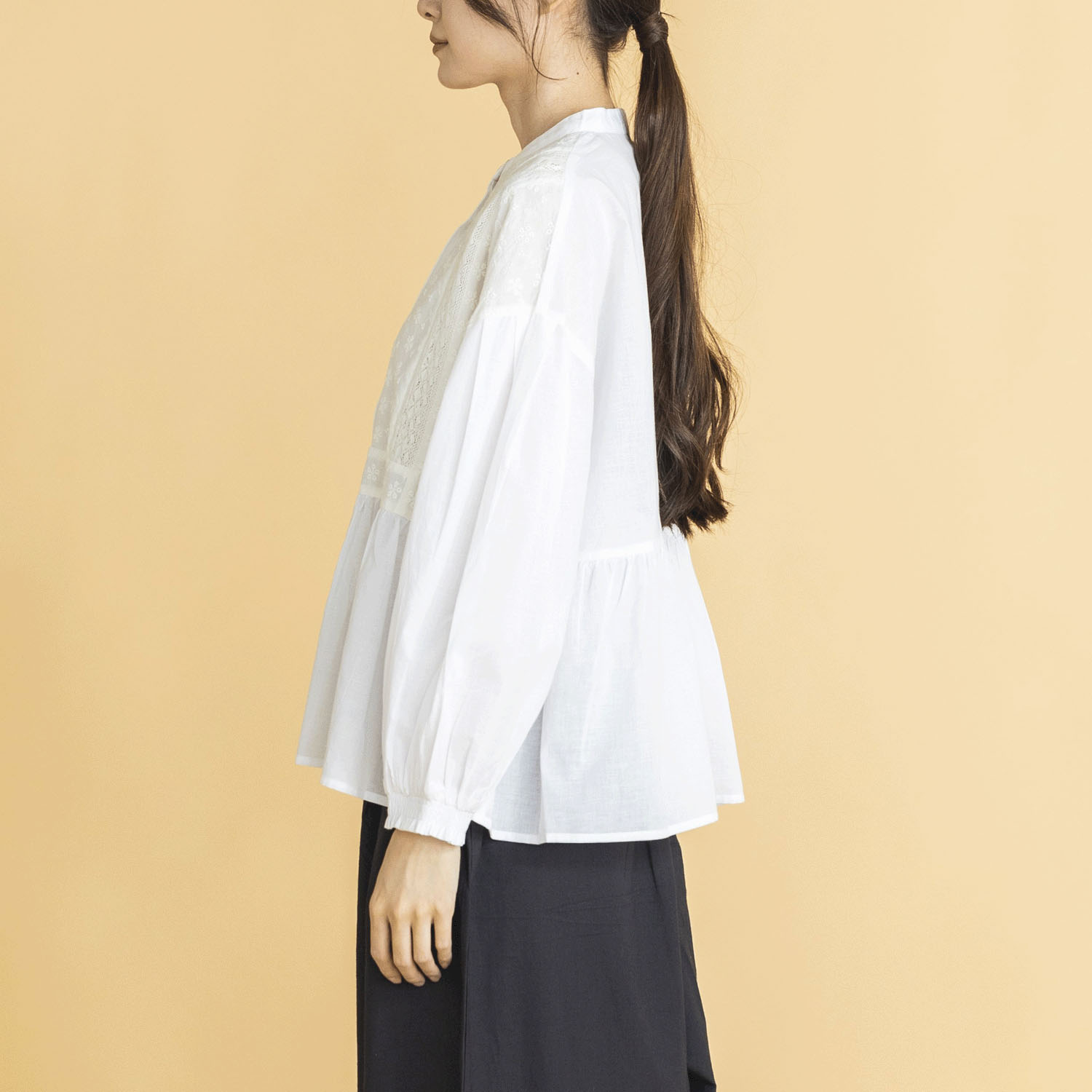 【ETONET限定】オーブ 刺繍切替ブラウス - 画像4