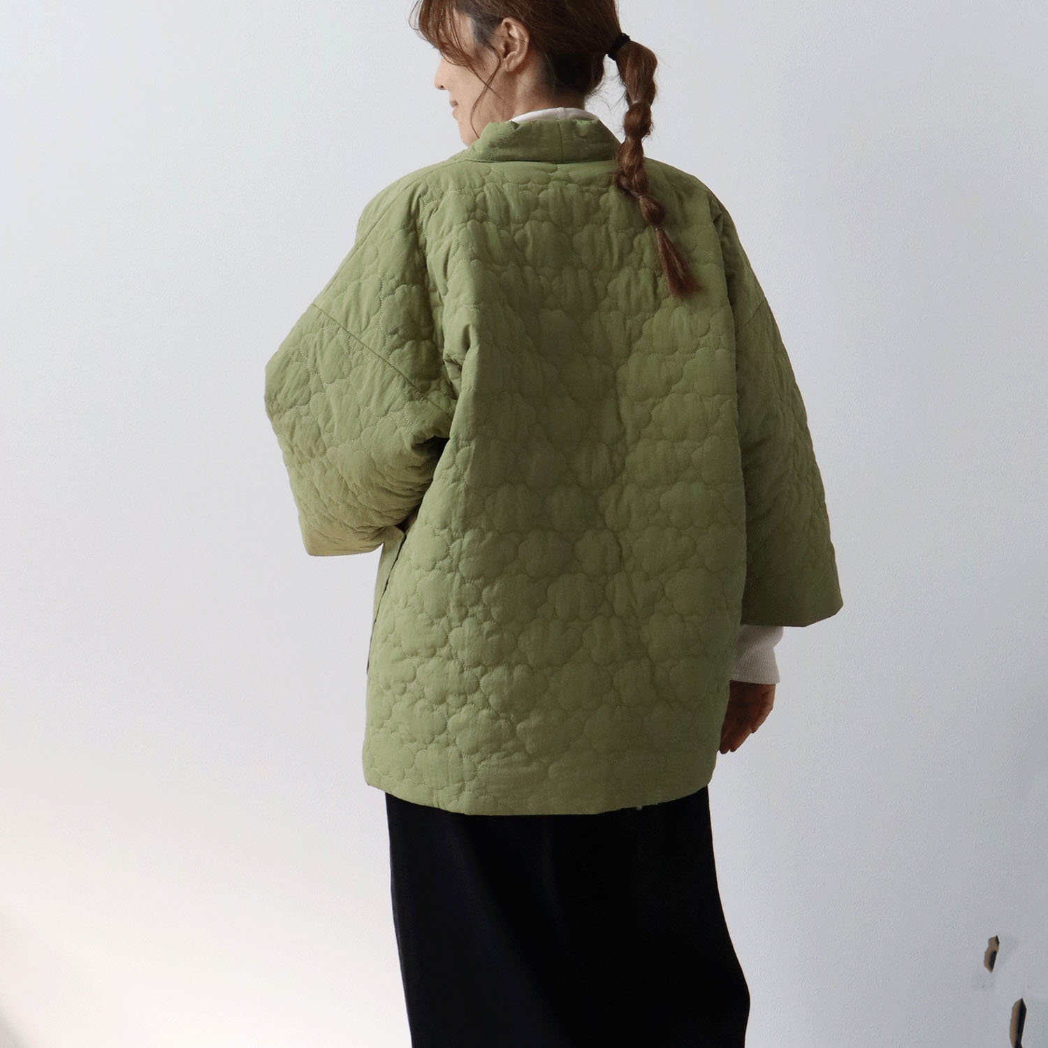 cloudnine ノンノ ナイロン中綿入り雲形キルト裏ボアフリースはんてん - 画像11