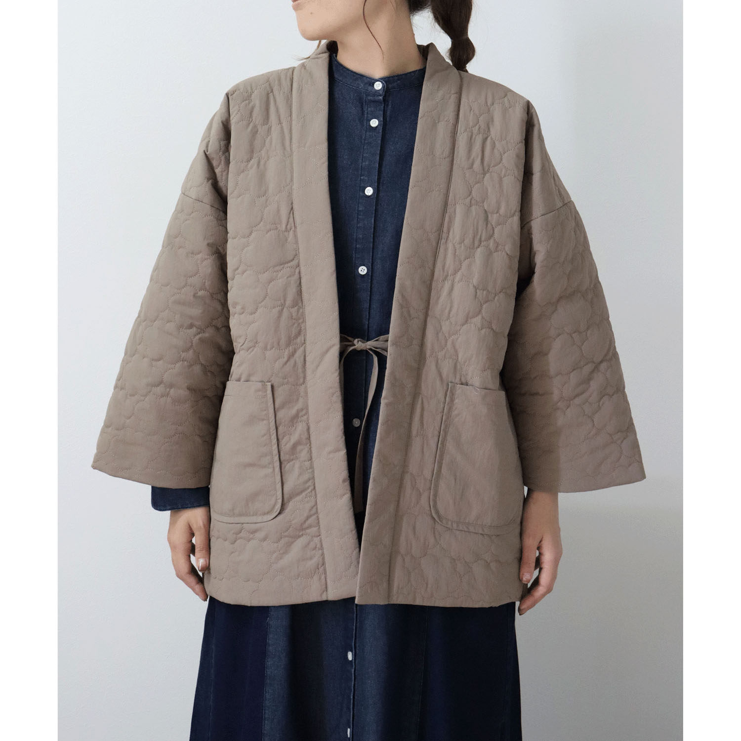 cloudnine ノンノ ナイロン中綿入り雲形キルト裏ボアフリースはんてん - 画像5