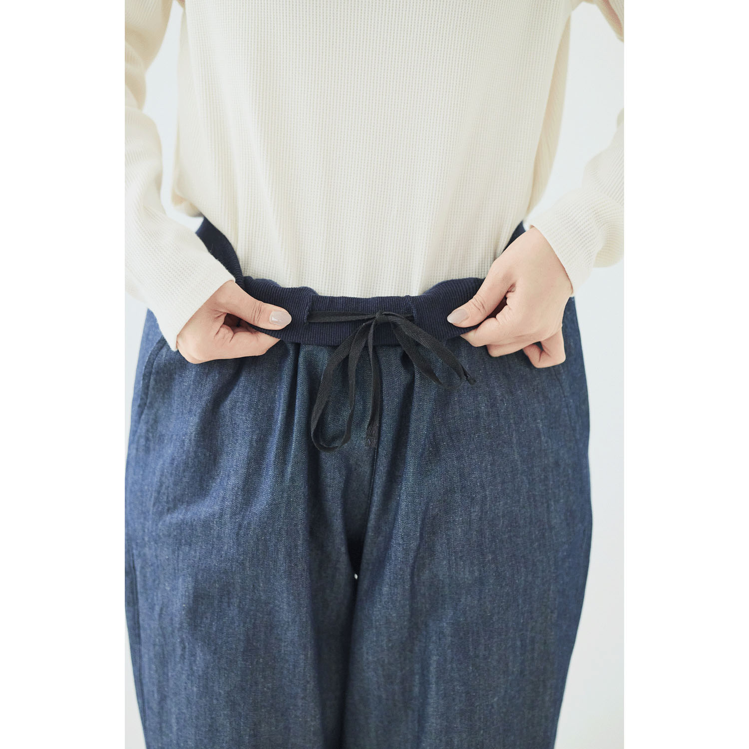 cloudnine ノンノ 表面デニム／カラーツイル 裏面フリース 9分丈パンツ - 画像4