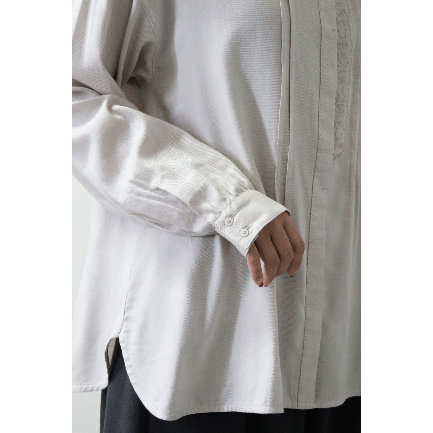 cloudnine ノンノ 前立てレース付長袖ブラウス - 画像12