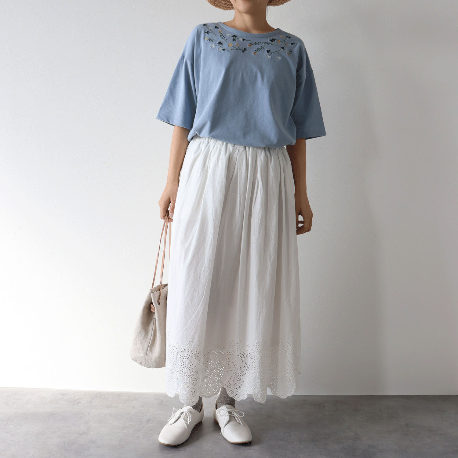 ノンノ カットソー コットン天竺無地＋花柄刺繍 - 画像9