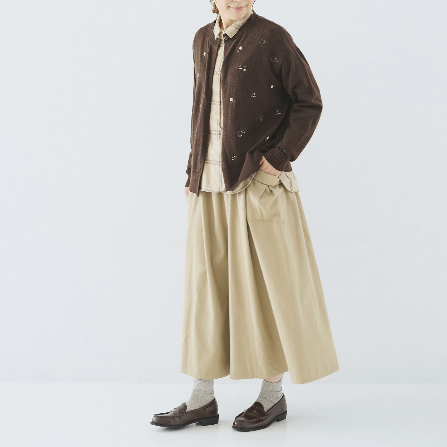 cloudnine ノンノ 花柄刺繍ニットカーディガン - 画像2