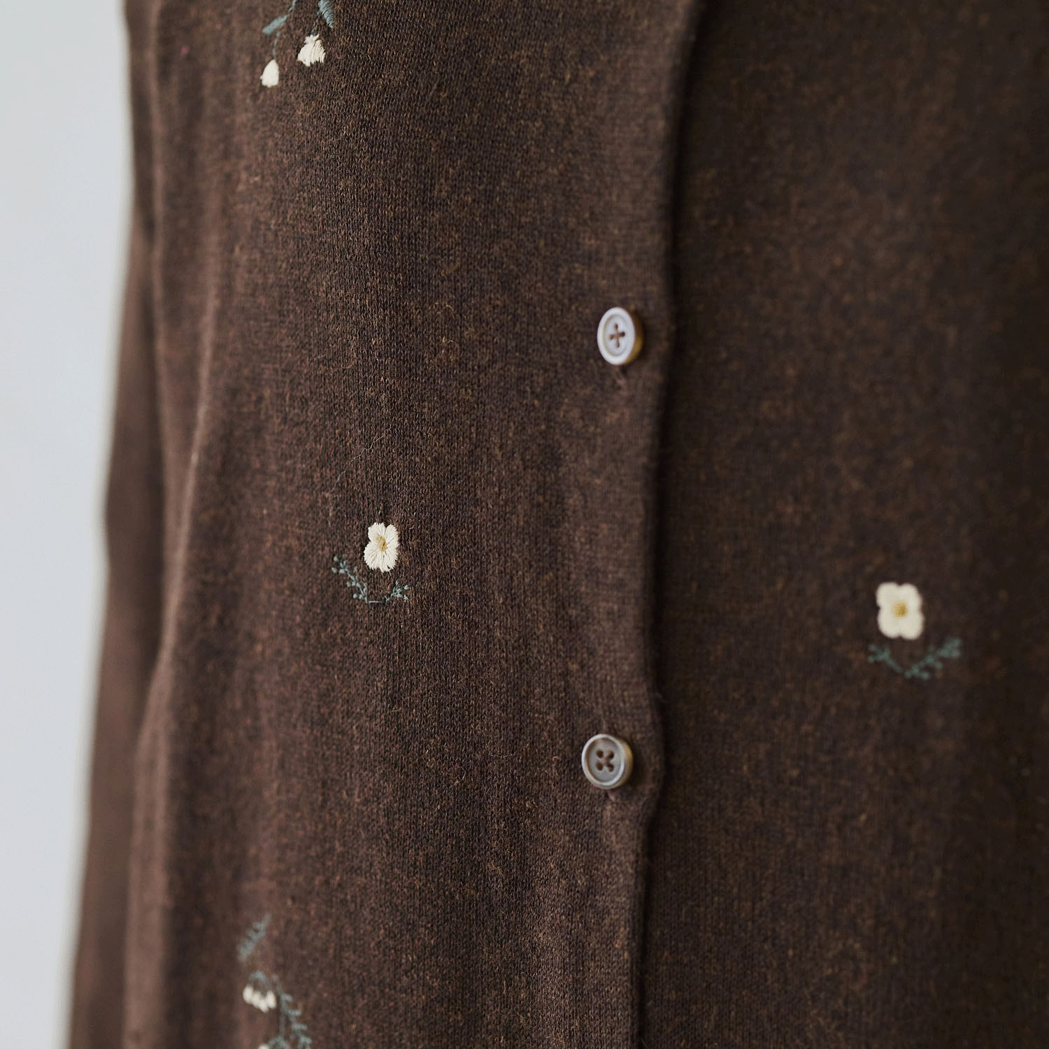 cloudnine ノンノ 花柄刺繍ニットカーディガン - 画像3