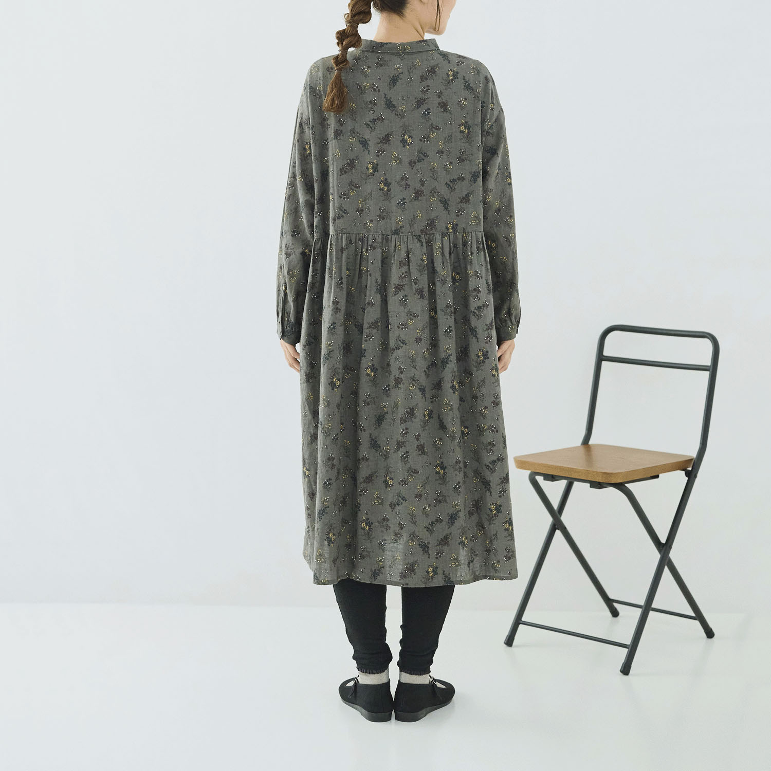 cloudnine ノンノ 綿麻レーヨン布帛花柄プリントワンピース - 画像3