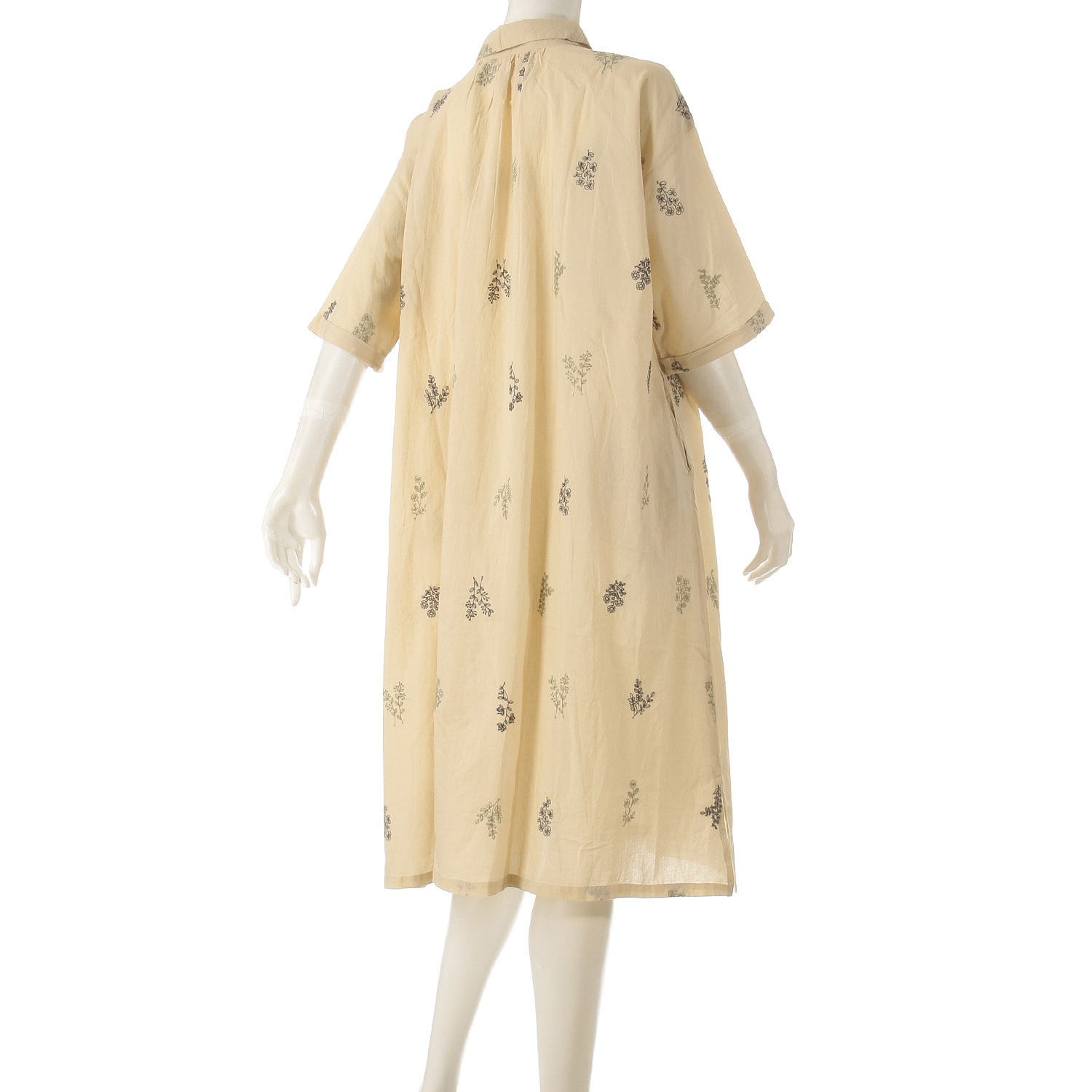 ノンノ ワンピース キャンブリック＋花柄総刺繍 - 画像4