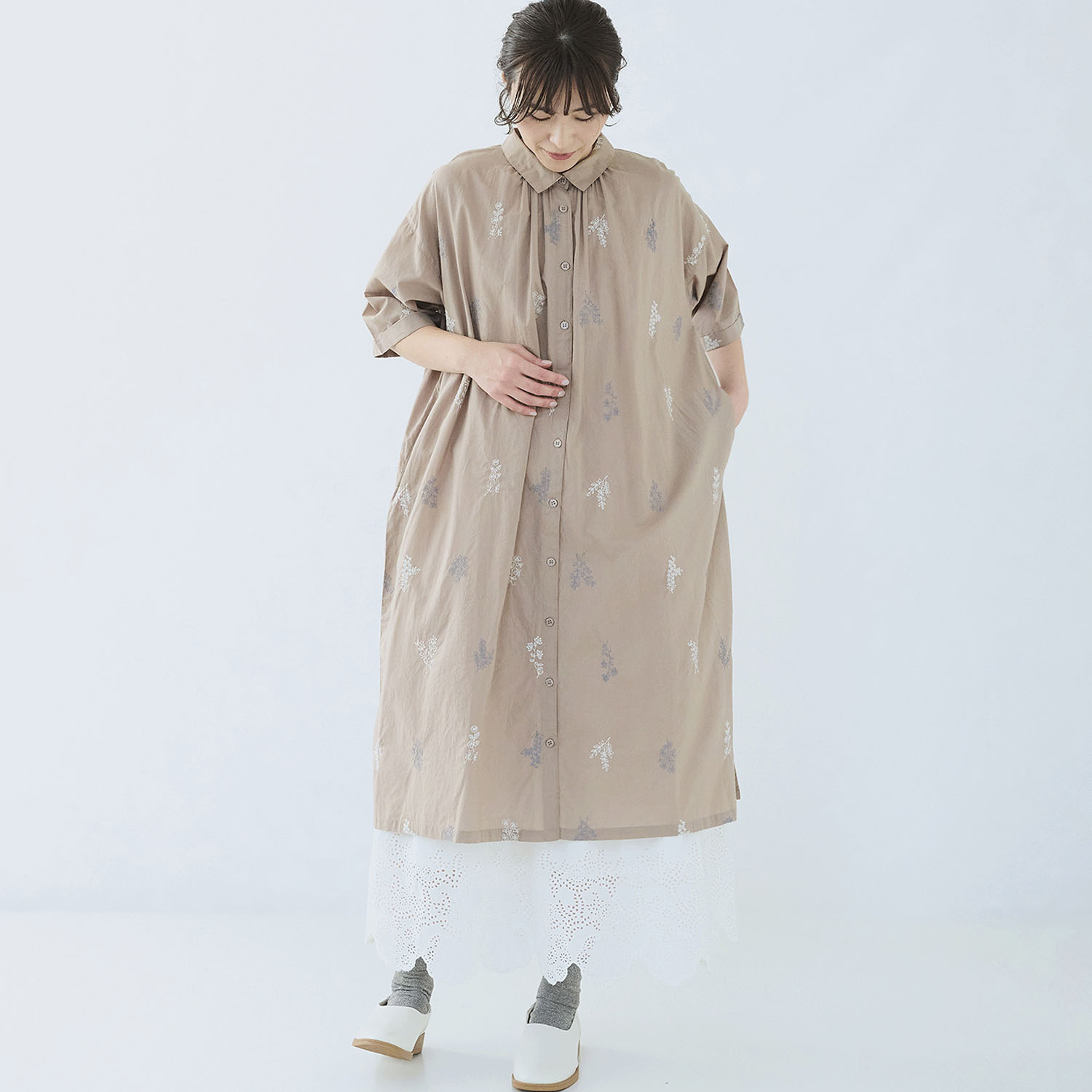 ノンノ ワンピース キャンブリック＋花柄総刺繍 - 画像5