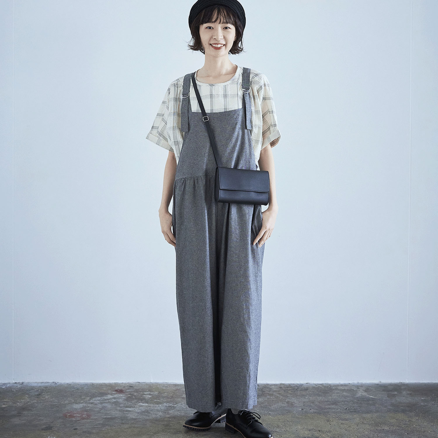 ノンノ サロペット 綿麻シャンブレー無地 - 画像1