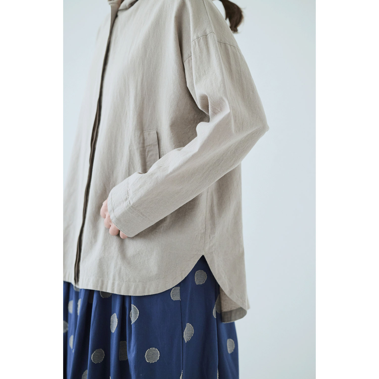 ノンノ フード付きブルゾン 綿麻無地 - 画像10