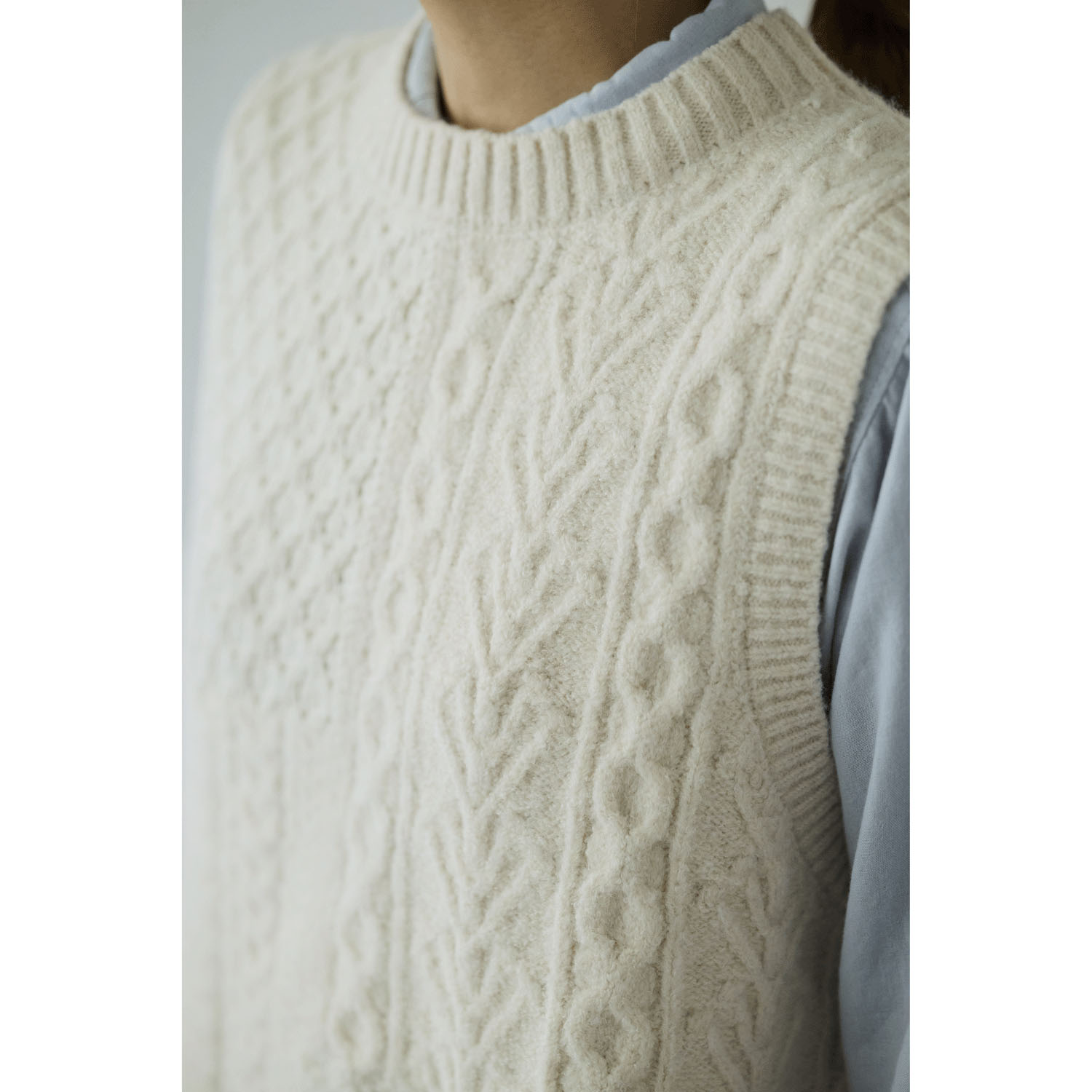 cloudnine ノンノ 4種柄異素材パッチワークニットベスト - 画像4