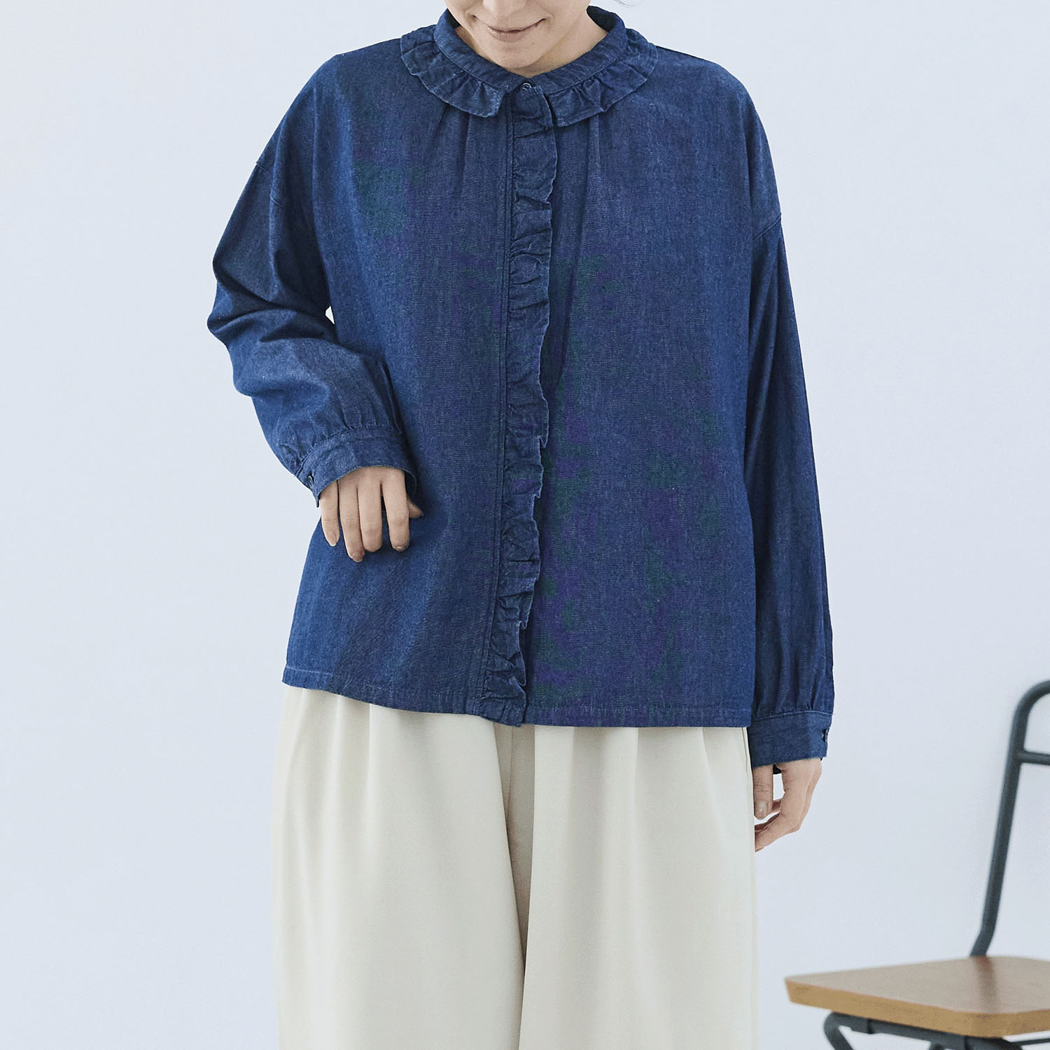 cloudnine ノンノ 布帛デニムフリル付ブラウス - 画像14