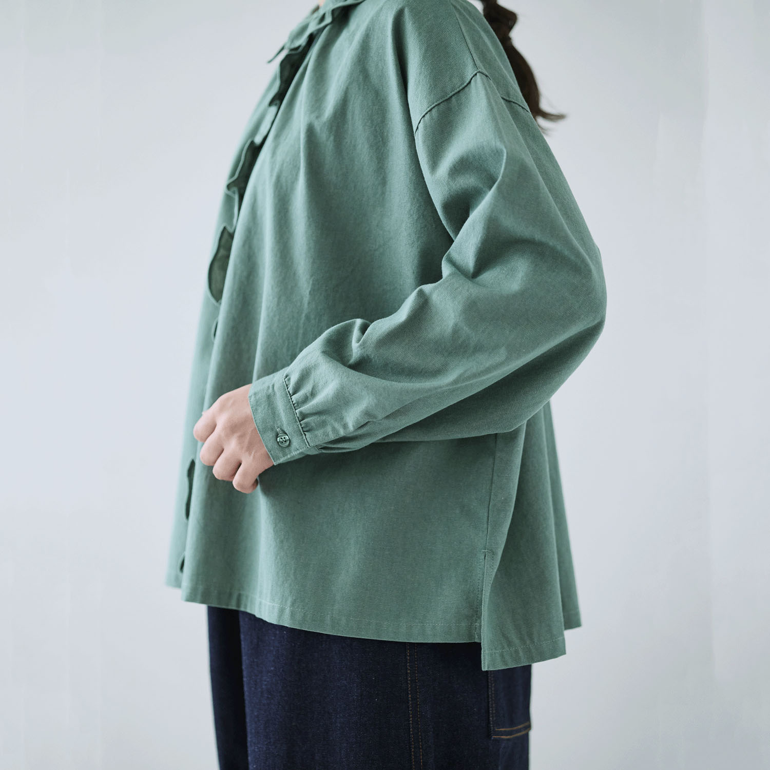 cloudnine ノンノ 布帛デニムフリル付ブラウス - 画像6