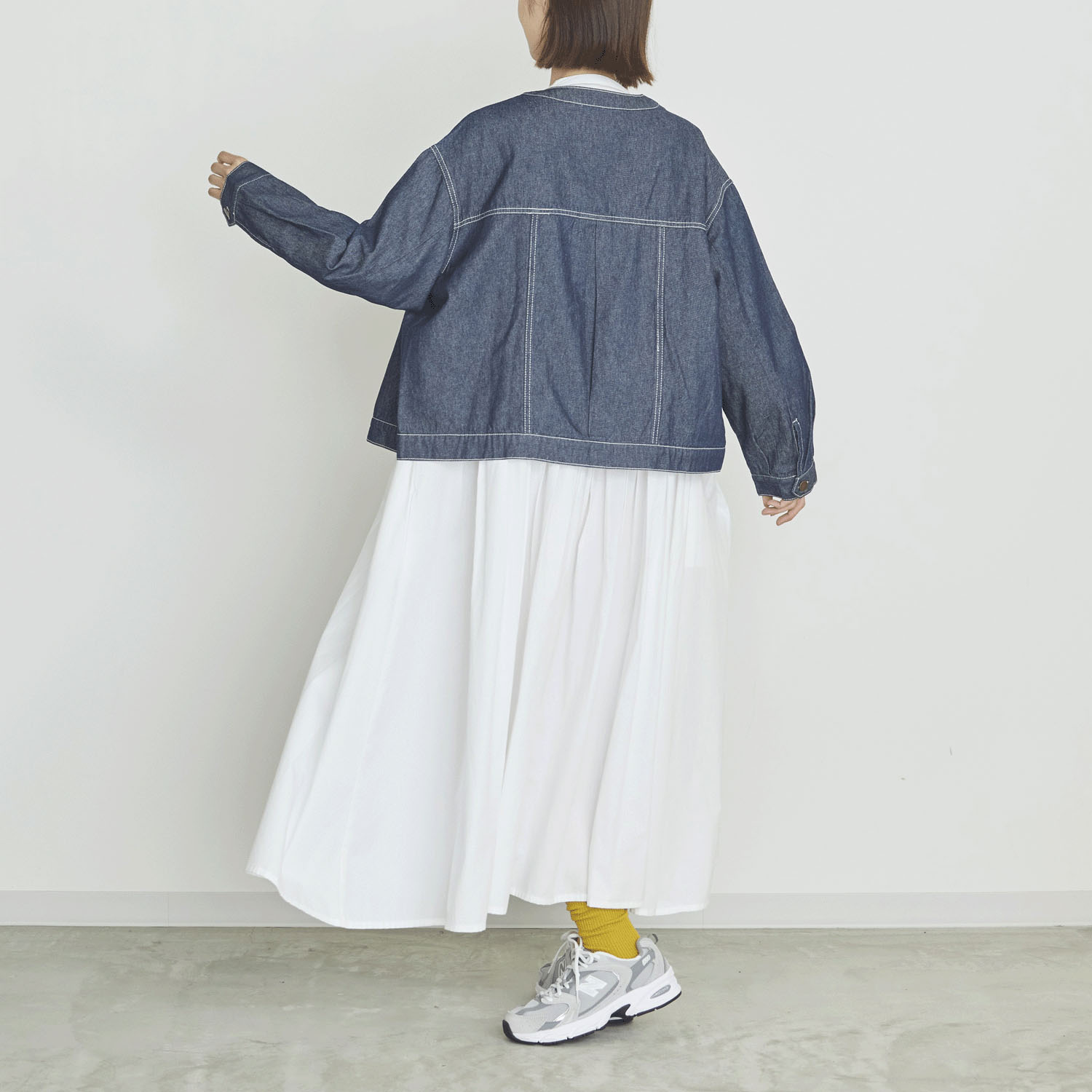 オーブ m．n コットンデニムノーカラージャケット - 画像11