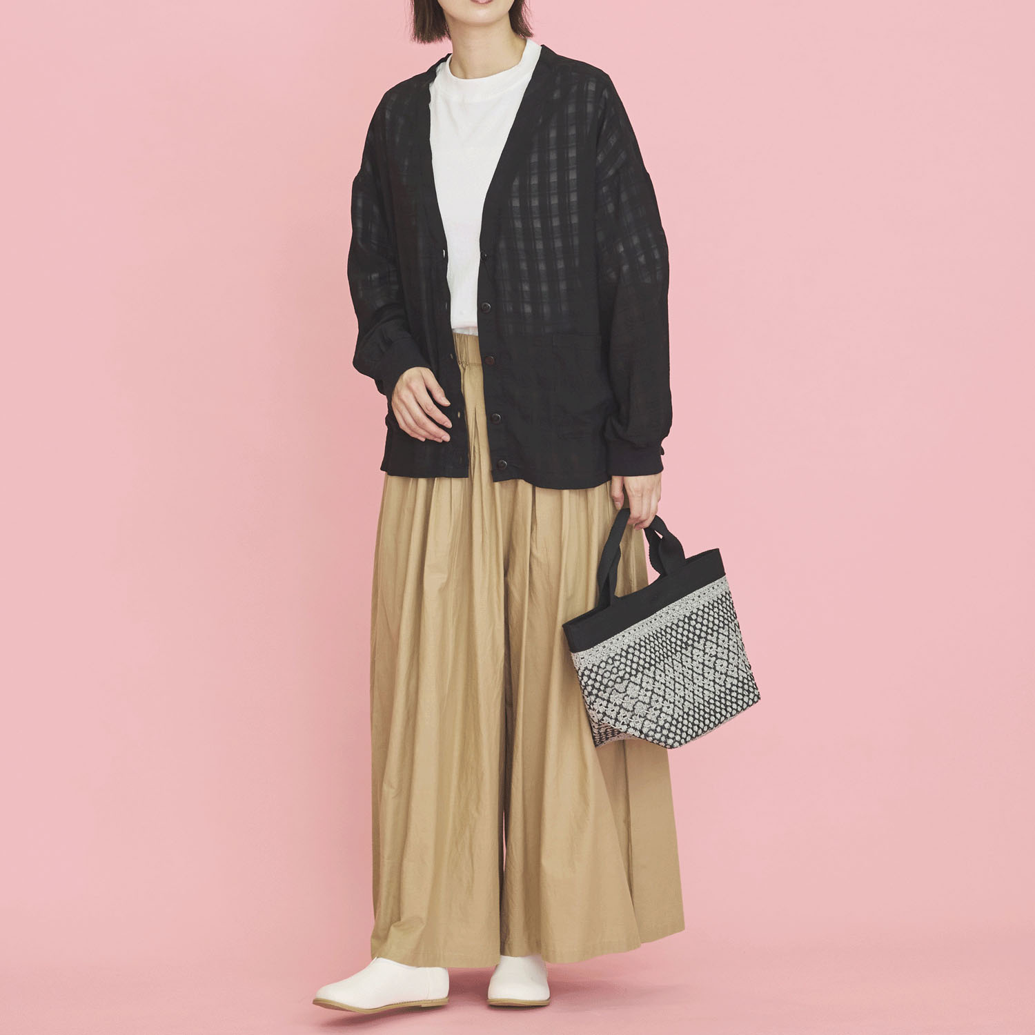 オーブ m．n シアーチェックボタン開き長袖ドルマンカーディガン - 画像3