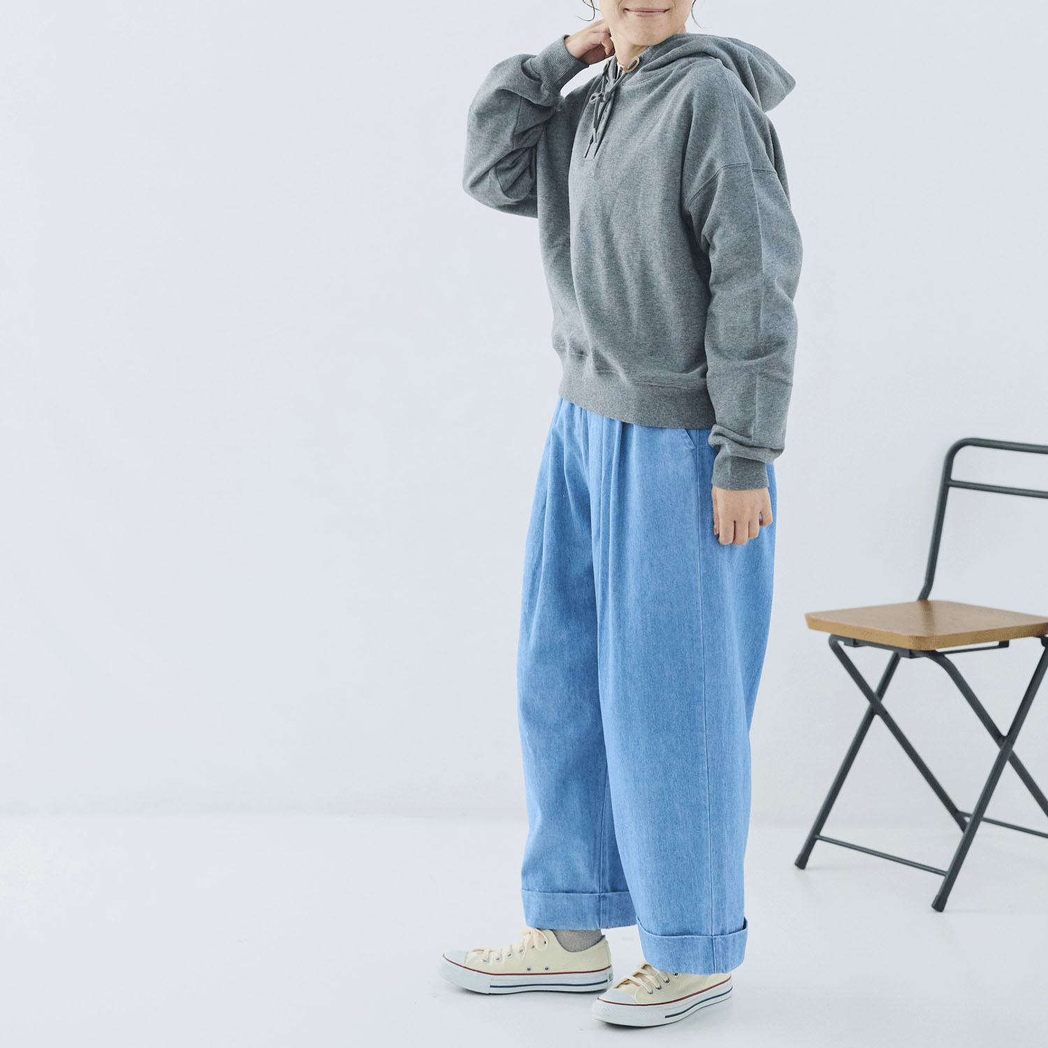 cloudnine ノンノ コットン裏毛フード付きプルオーバー - 画像8