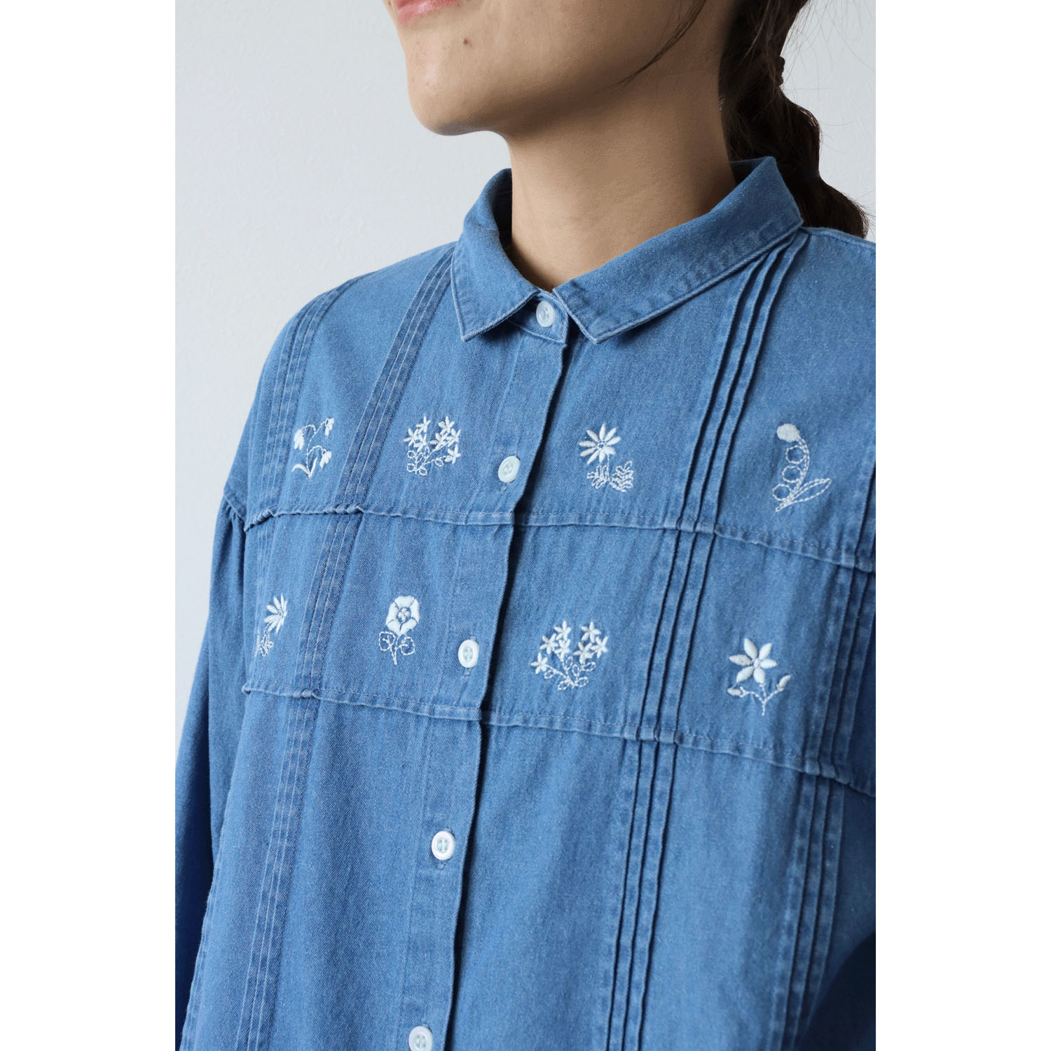 cloudnine ノンノ 布帛デニム刺繍ブラウス - 画像6