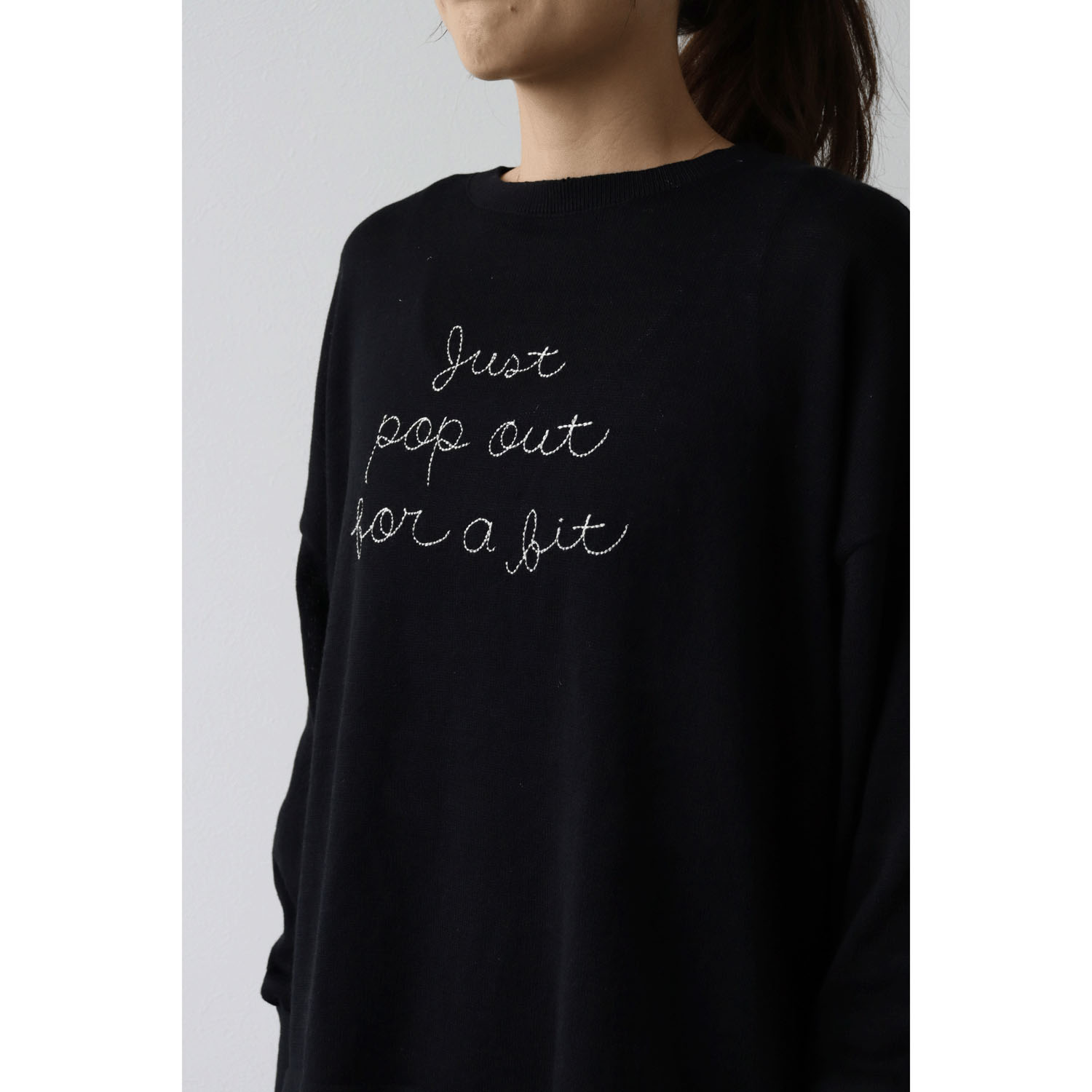 cloudnine ノンノ ロゴ刺繍入りニットプルオーバー - 画像10