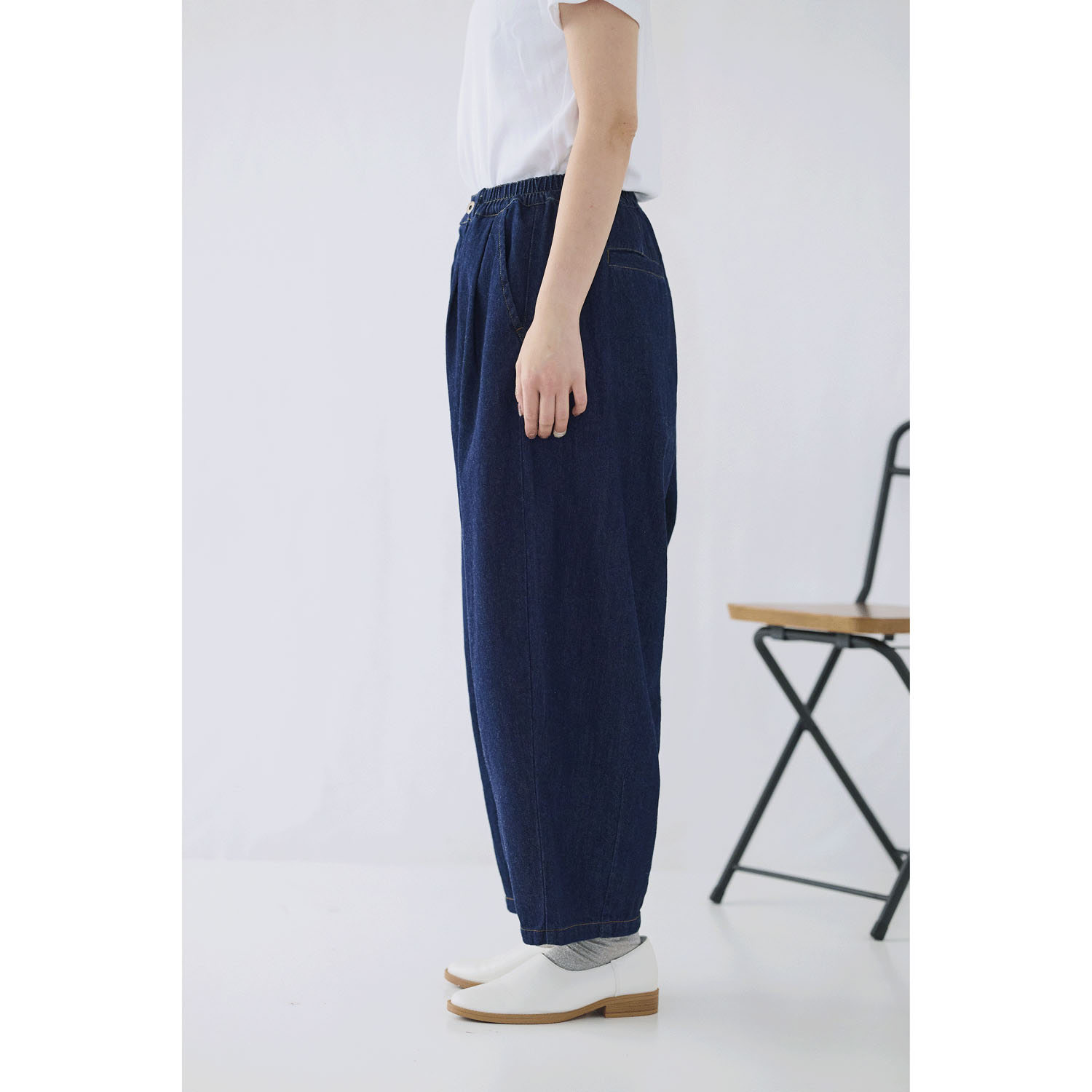 cloudnine ノンノ 7．4oz タテスラブ入りデニム10分丈 バルーンパンツ - 画像8