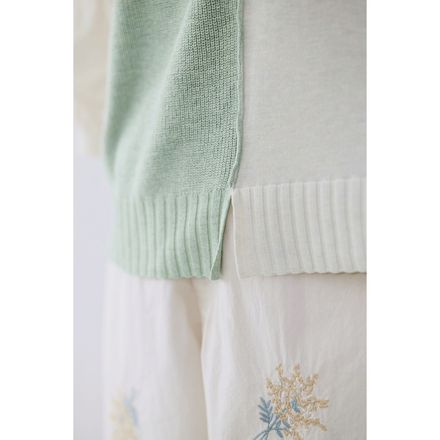 cloudnine ノンノ 麻調タッチ 配色コンビ ニットベスト - 画像16