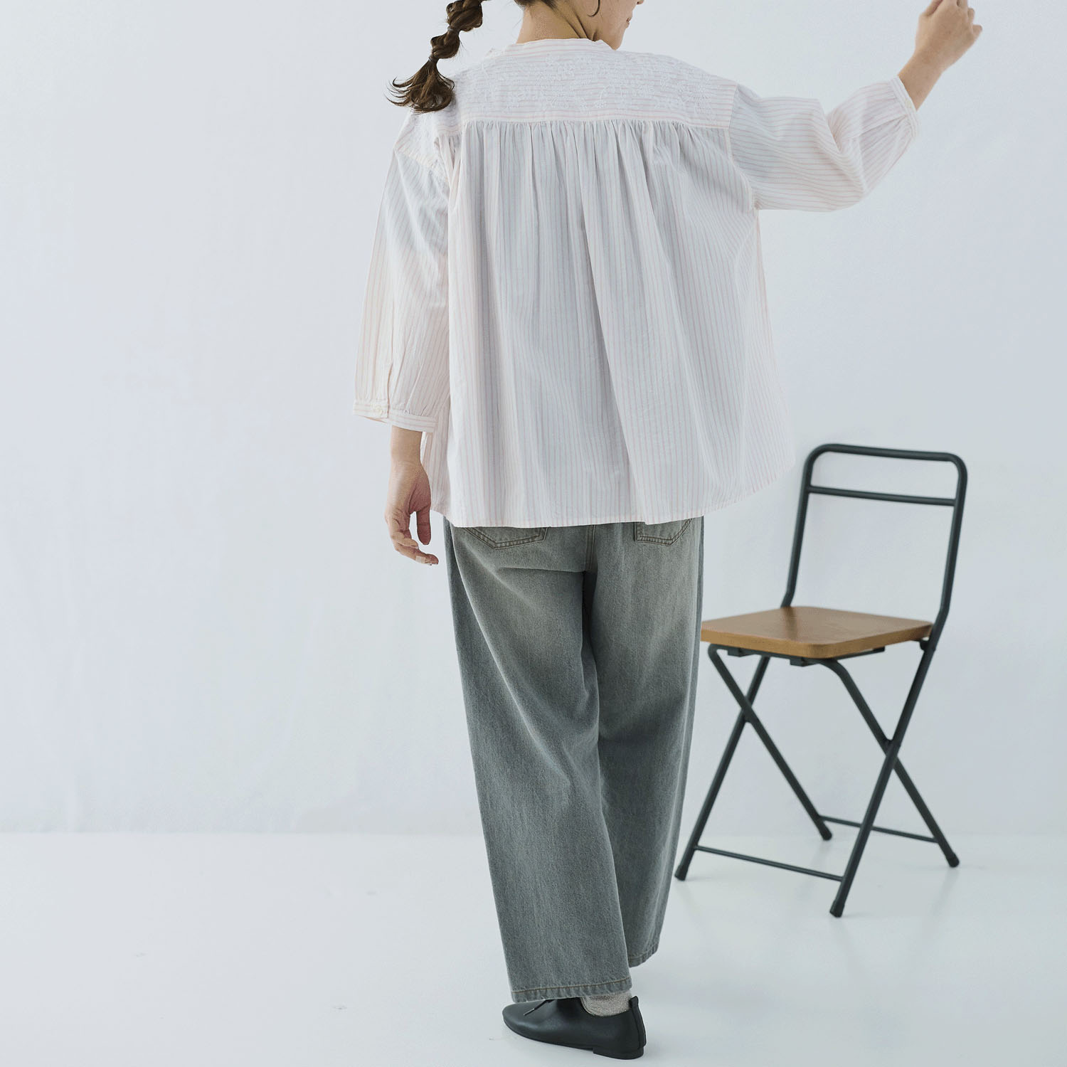 cloudnine ノンノ 先染めコットン柄 ヨーク刺繍ブラウス - 画像3