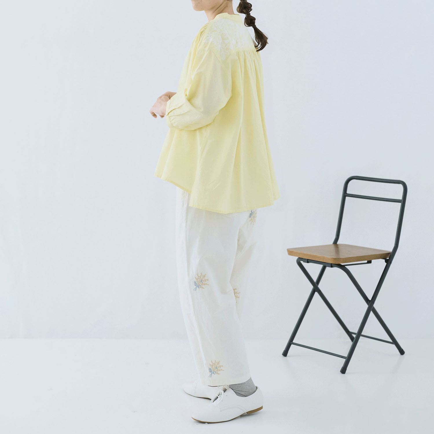 cloudnine ノンノ 先染めコットン柄 ヨーク刺繍ブラウス - 画像6