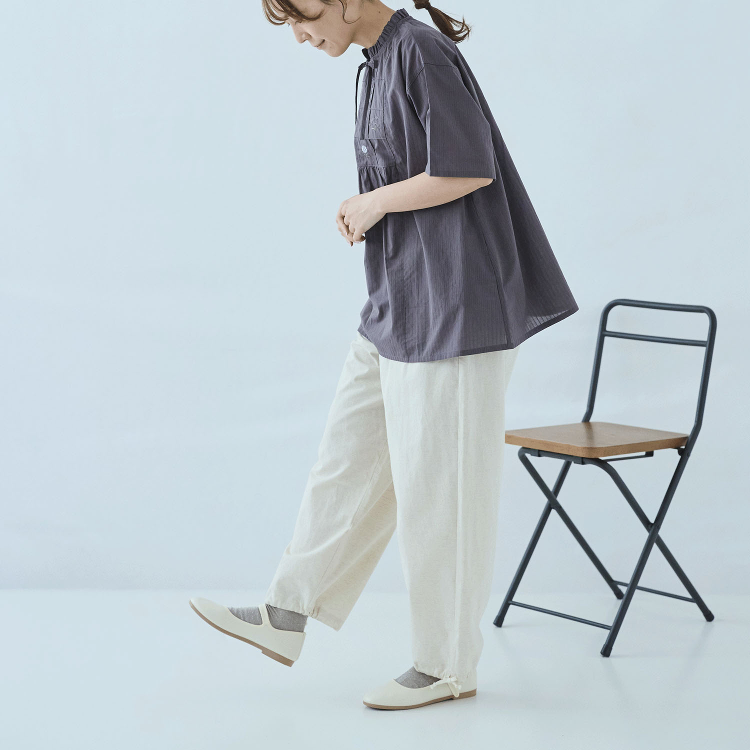 cloudnine ノンノ 花刺繍ネックフリルチュニック - 画像4