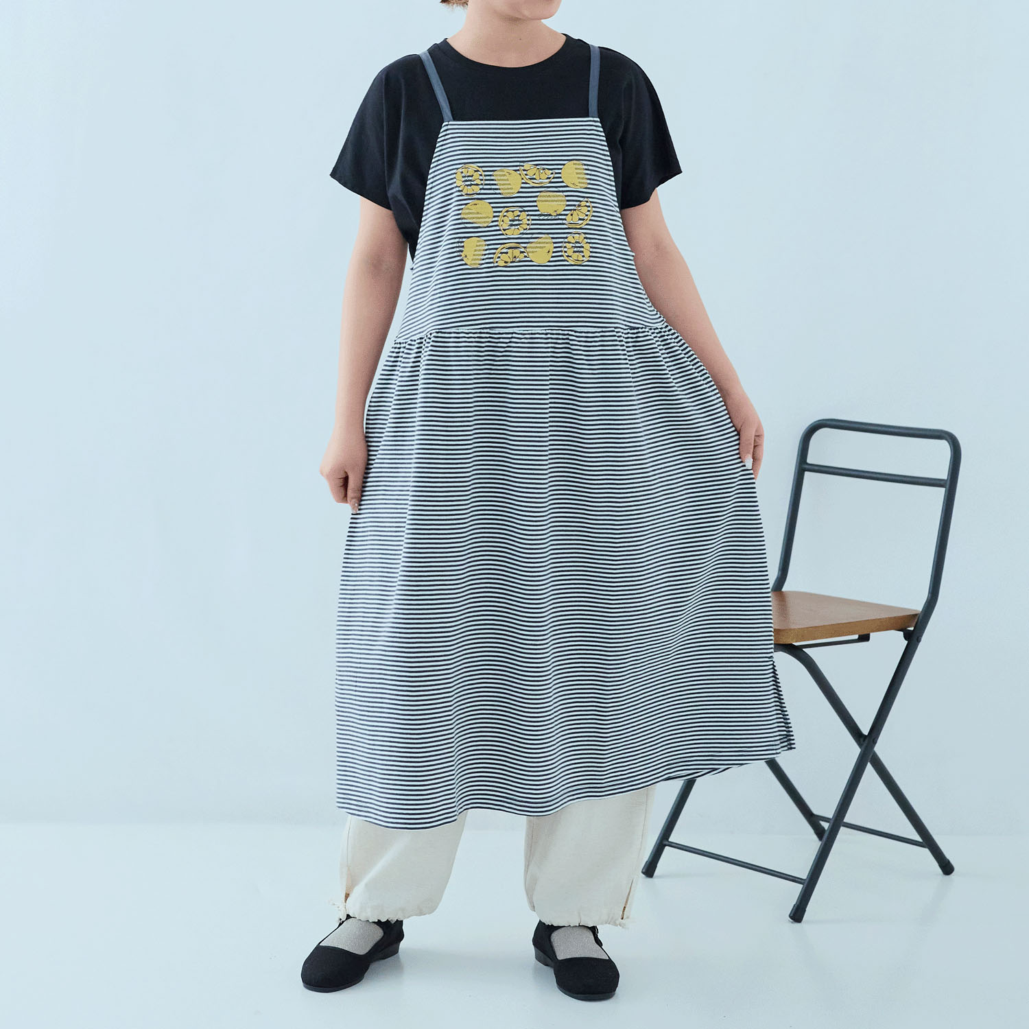 cloudnine 綿天竺 果物刺繍入りワンピースエプロン - 画像2