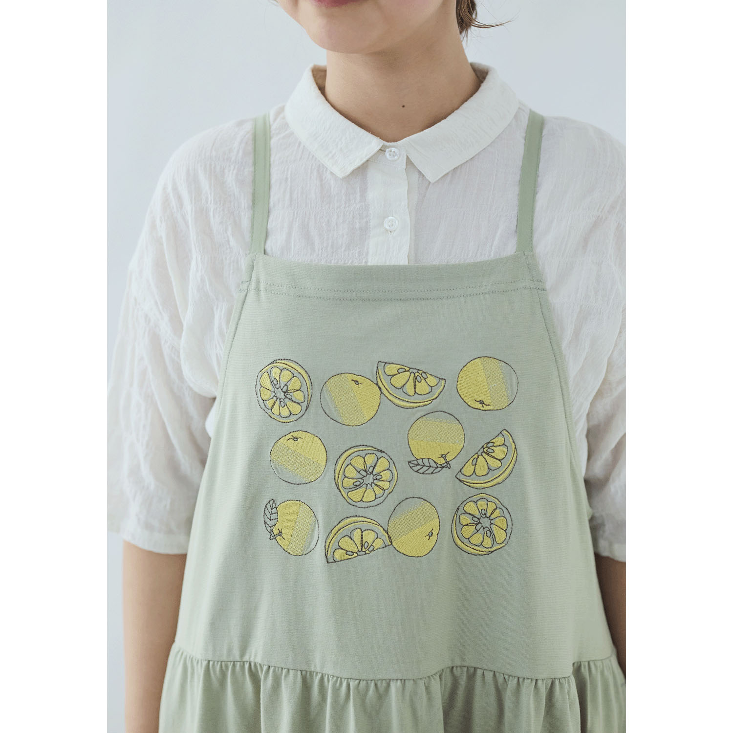 cloudnine 綿天竺 果物刺繍入りワンピースエプロン - 画像15