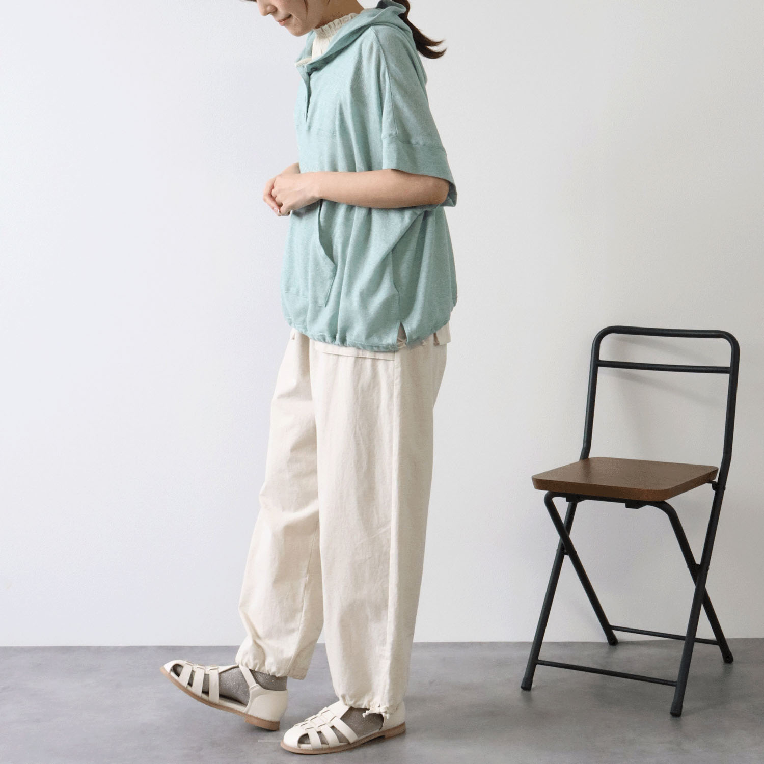 cloudnine SZガーゼ天竺 フード付きドルマン5分袖カットソー - 画像12