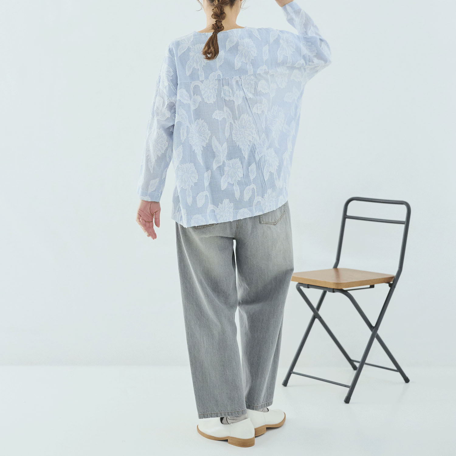 cloudnine 花柄ジャカードが映える コットンストライプブラウス - 画像18