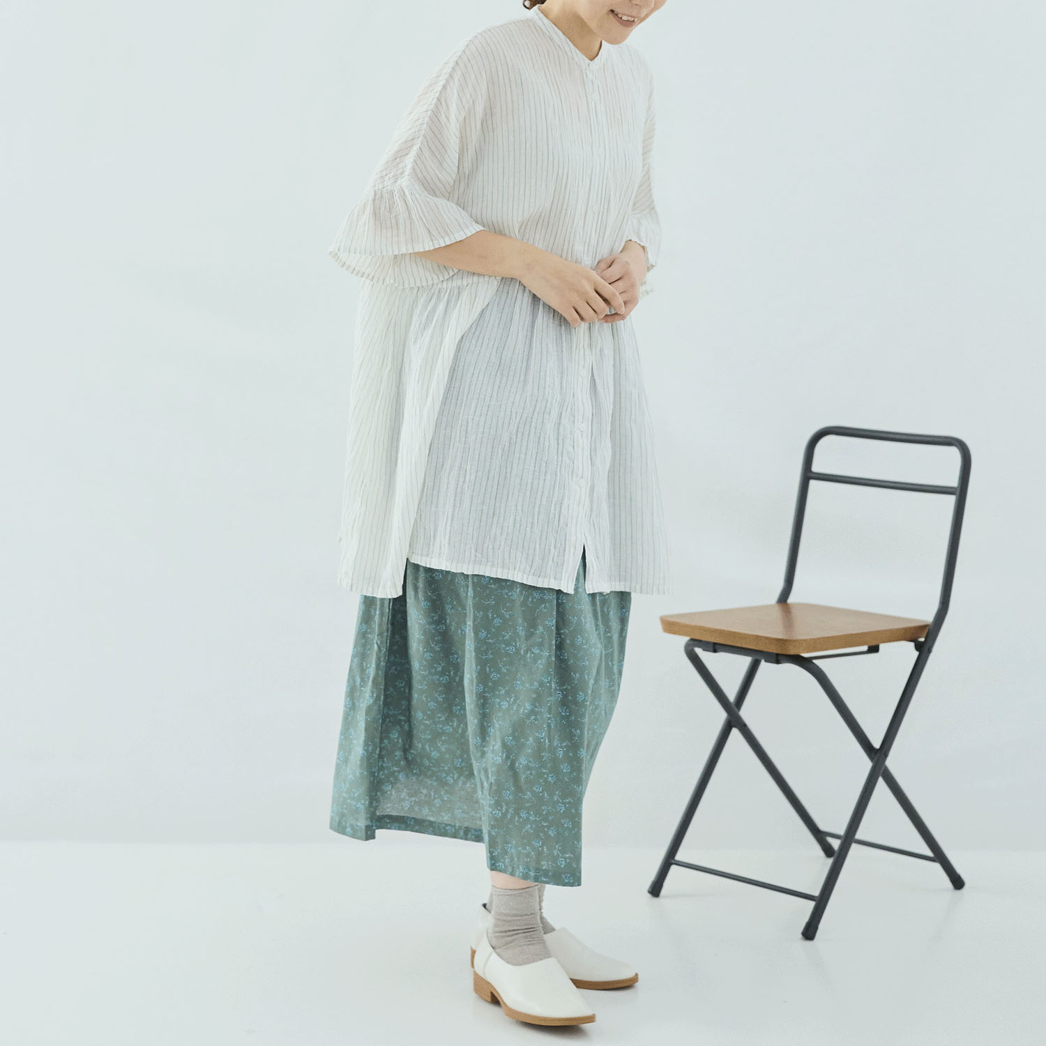 cloudnine 綿ガーゼ ストライプクリンクル加工前開き5分袖チュニック - 画像8