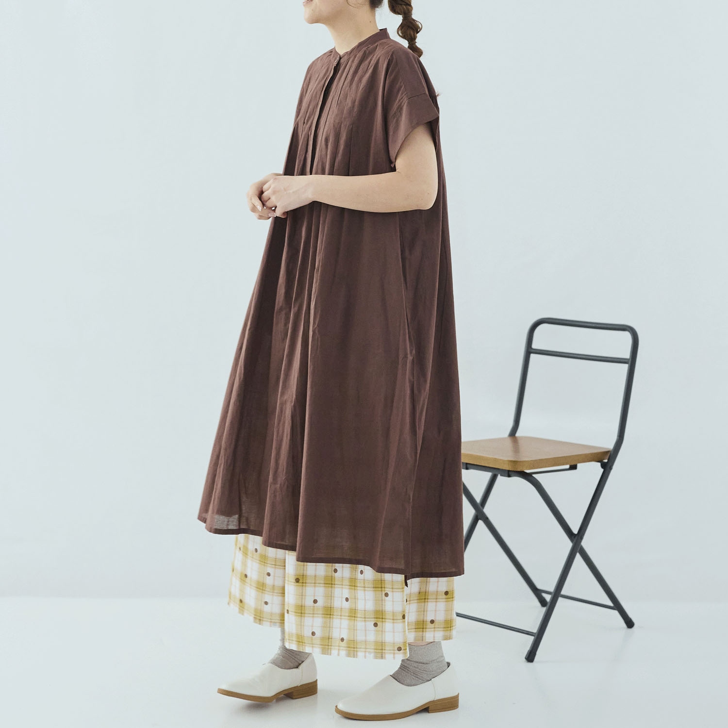 cloudnine 60キャンブリック半袖 前タック入り前比翼開きワンピース - 画像2