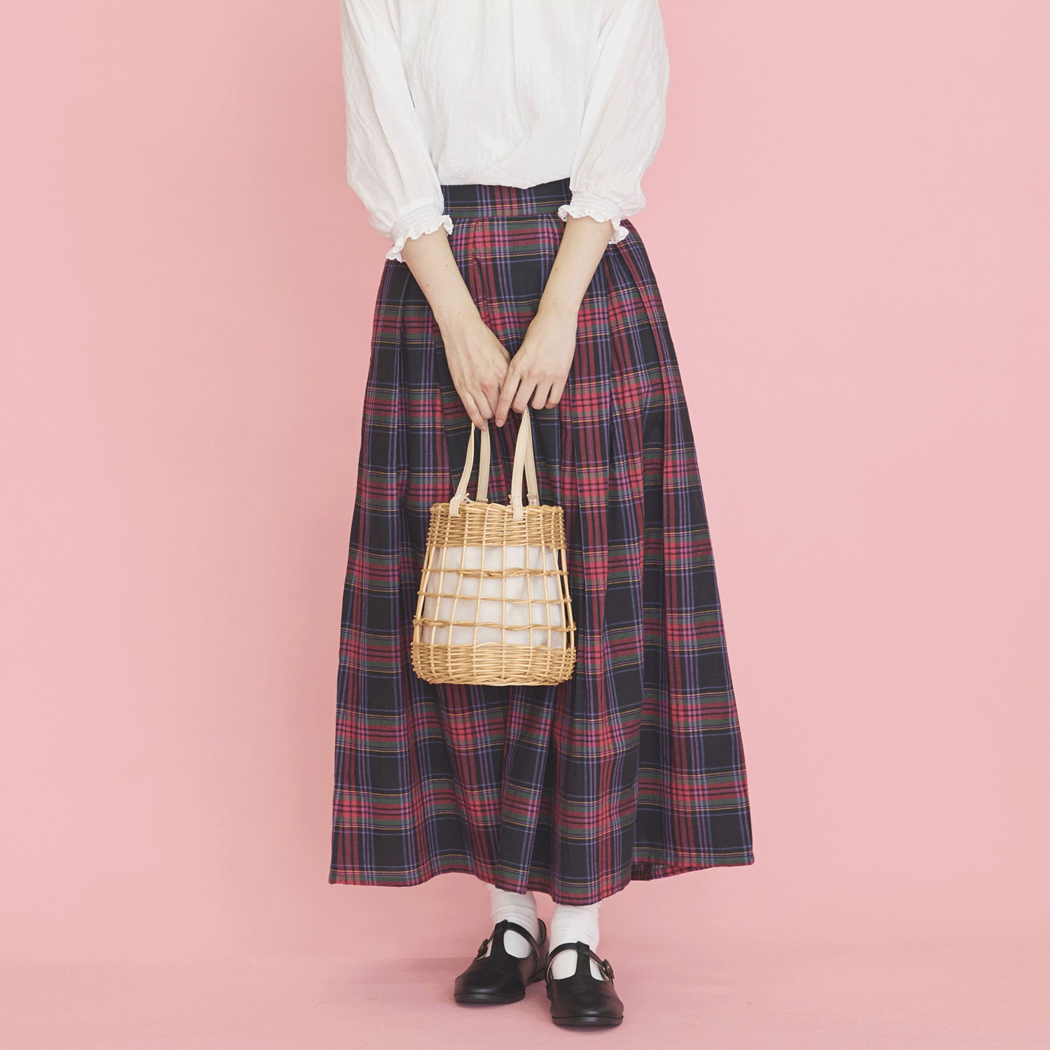 オーブ m．n マドラスチェックタック入りギャザースカート