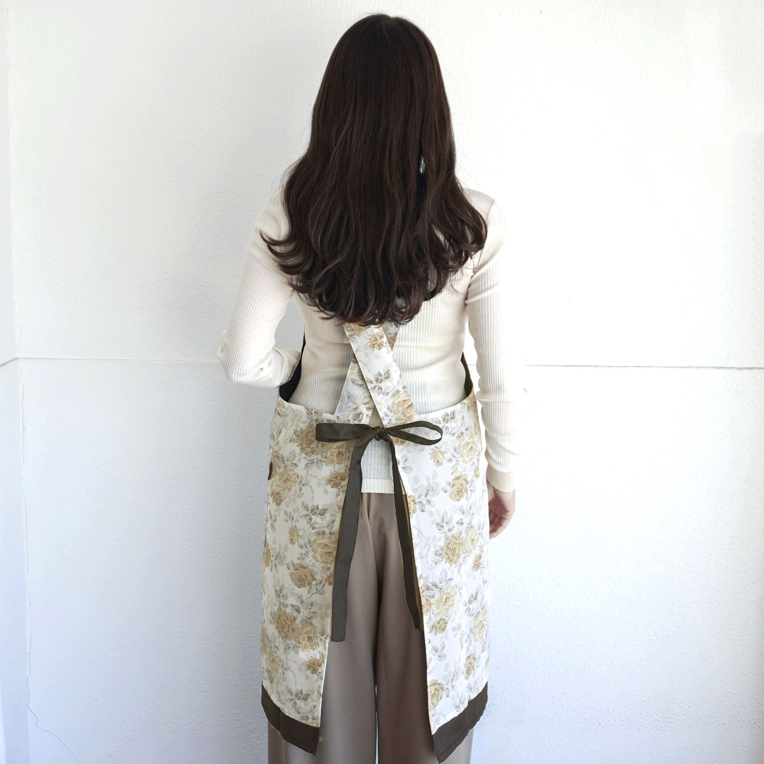 コシボチリメン大バラ柄リバーシブルエプロン - 画像7