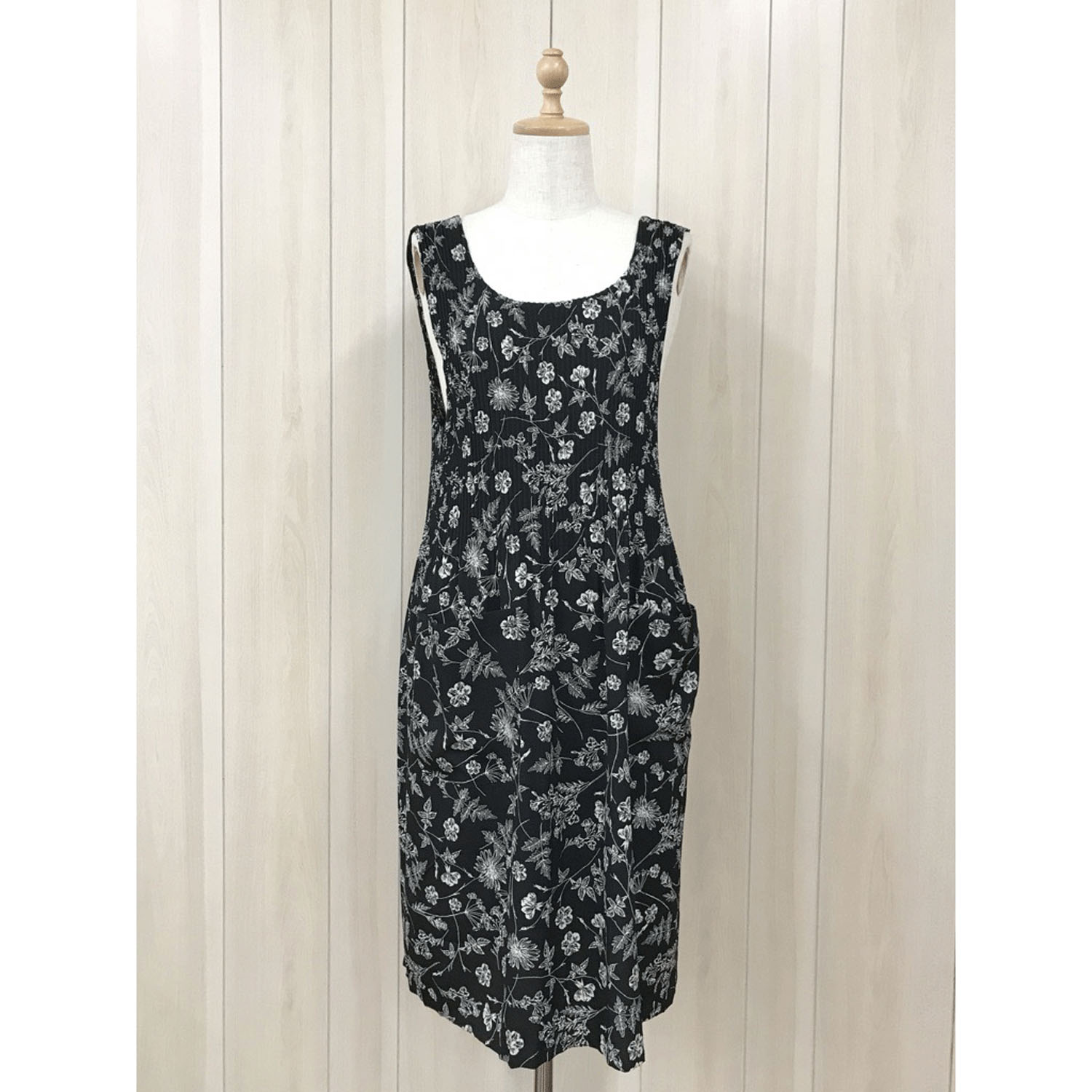 シルキータッチプリント ロングプリーツ花柄エプロン - 画像3